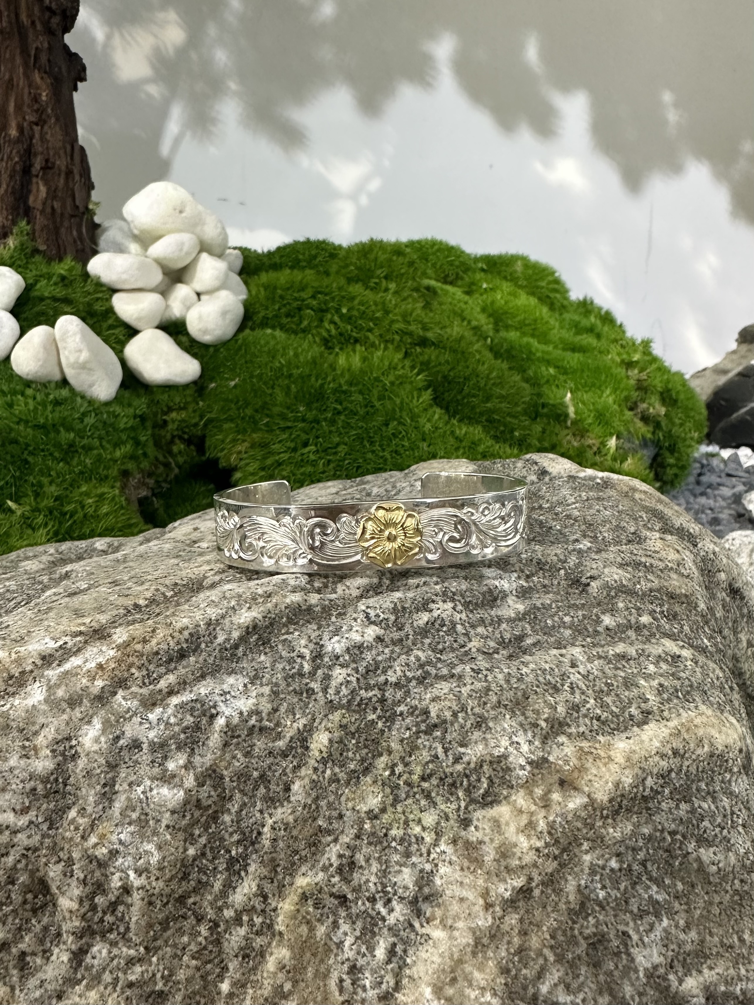 12mm 唐草點金花Bangle