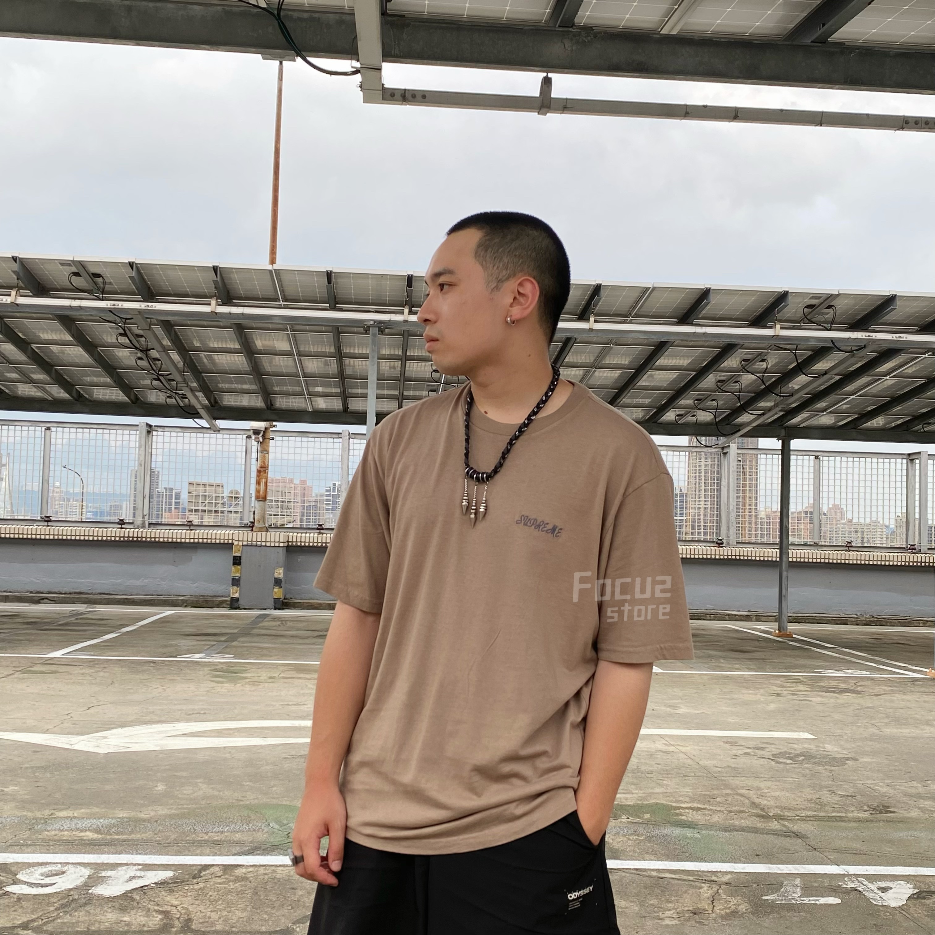 【Focus Store】現貨秒發 Supreme 23SS WASHED SCRIPT S/S TOP