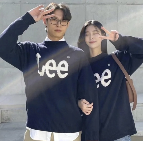 #現貨 韓國LEE 經典logo 羊毛 毛衣