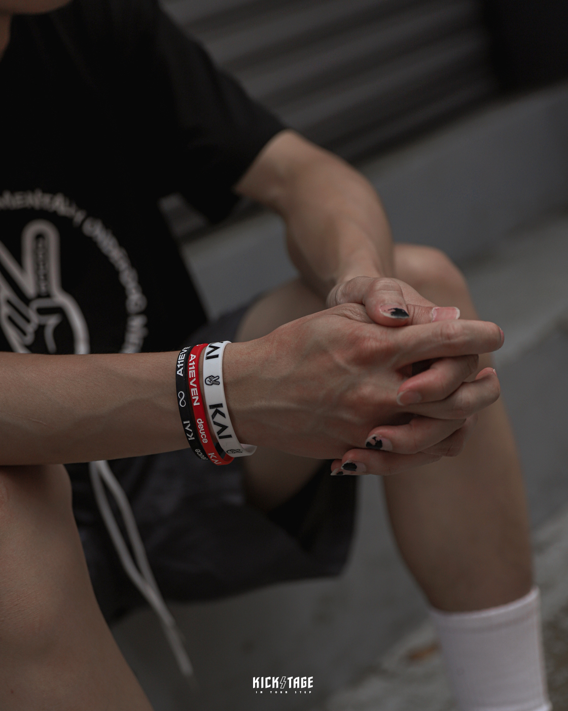 [售出無退換]一入 Deuce Brand Kaibands KAI Kyrie irving 細版/ 寬版 LOGO 經典 穿搭 籃球 矽膠 運動手環【DEXKAI001】