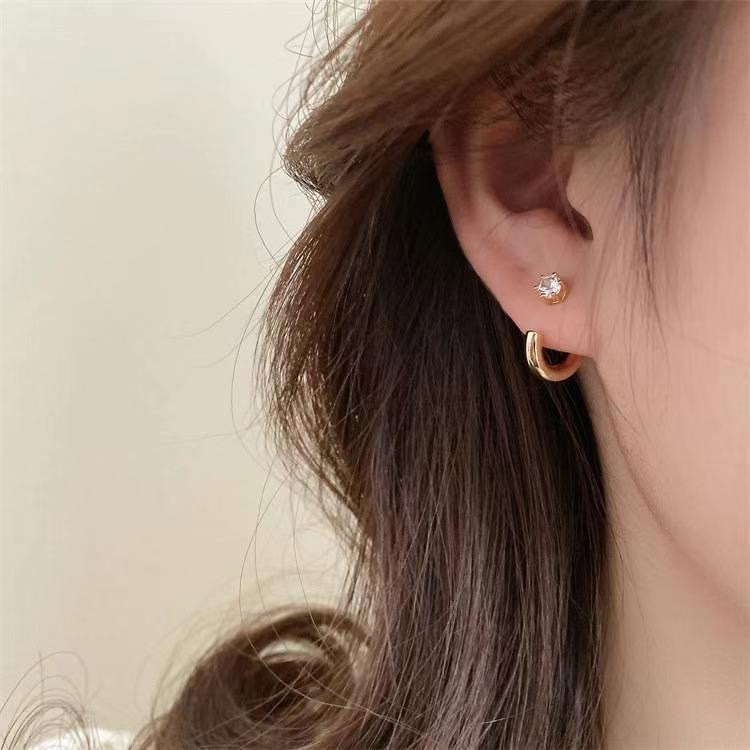 Leona Earring