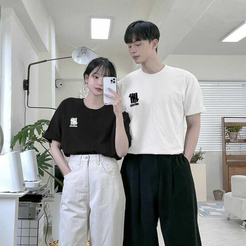 韓國限定🇰🇷 UNDEFEATED LOGO 短T 短袖 組合 黑 白 2件一組 / 現貨