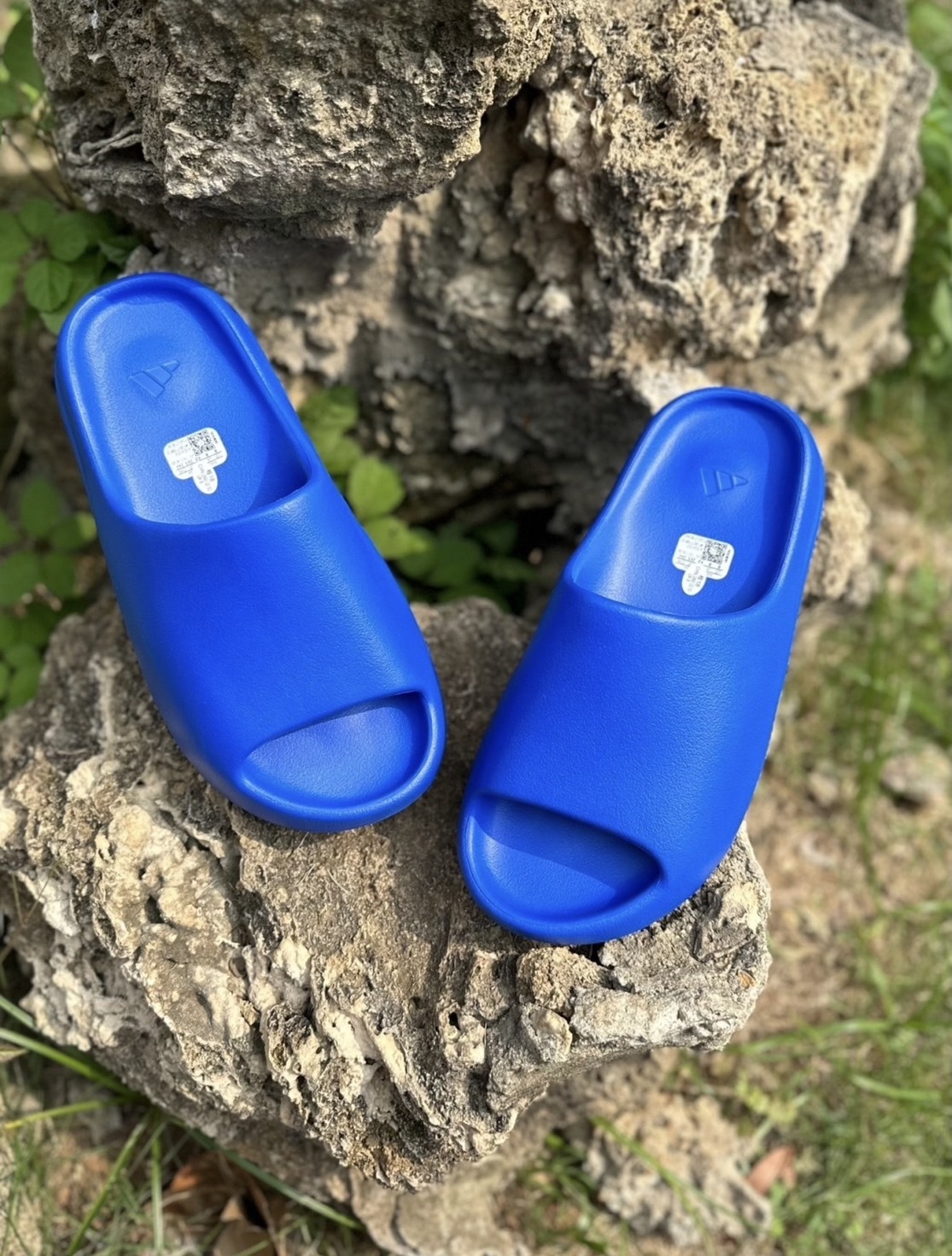ADIDAS Yeezy Slide Azure 高級藍 男女同款 拖鞋 ID4133