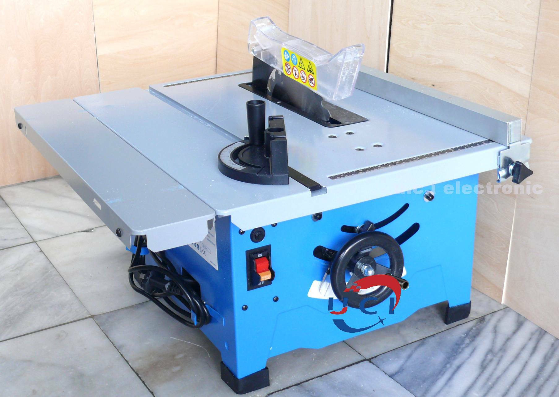 【UCI電子】 8寸小台鋸 切割台 鋸台 木工多功能鋸台 切割機45度斜切推台 木材切割