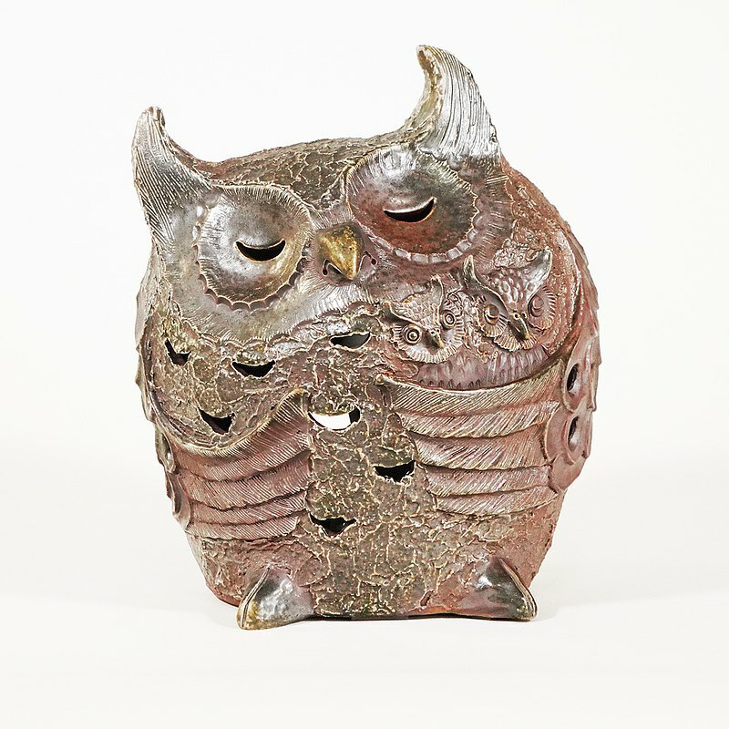 金色貓頭鷹燈飾 柴燒│陶藝家李淳雄 作│居家擺飾│夜燈