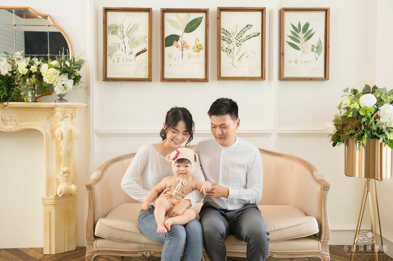 白色上衣全家福