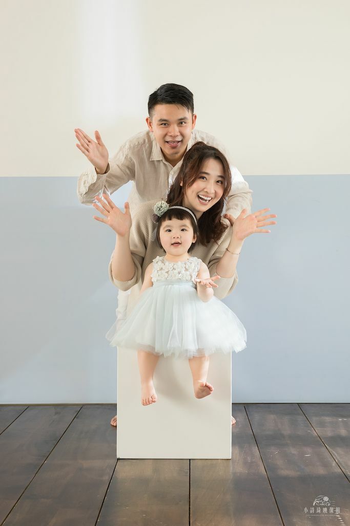 相近色系全家福裝