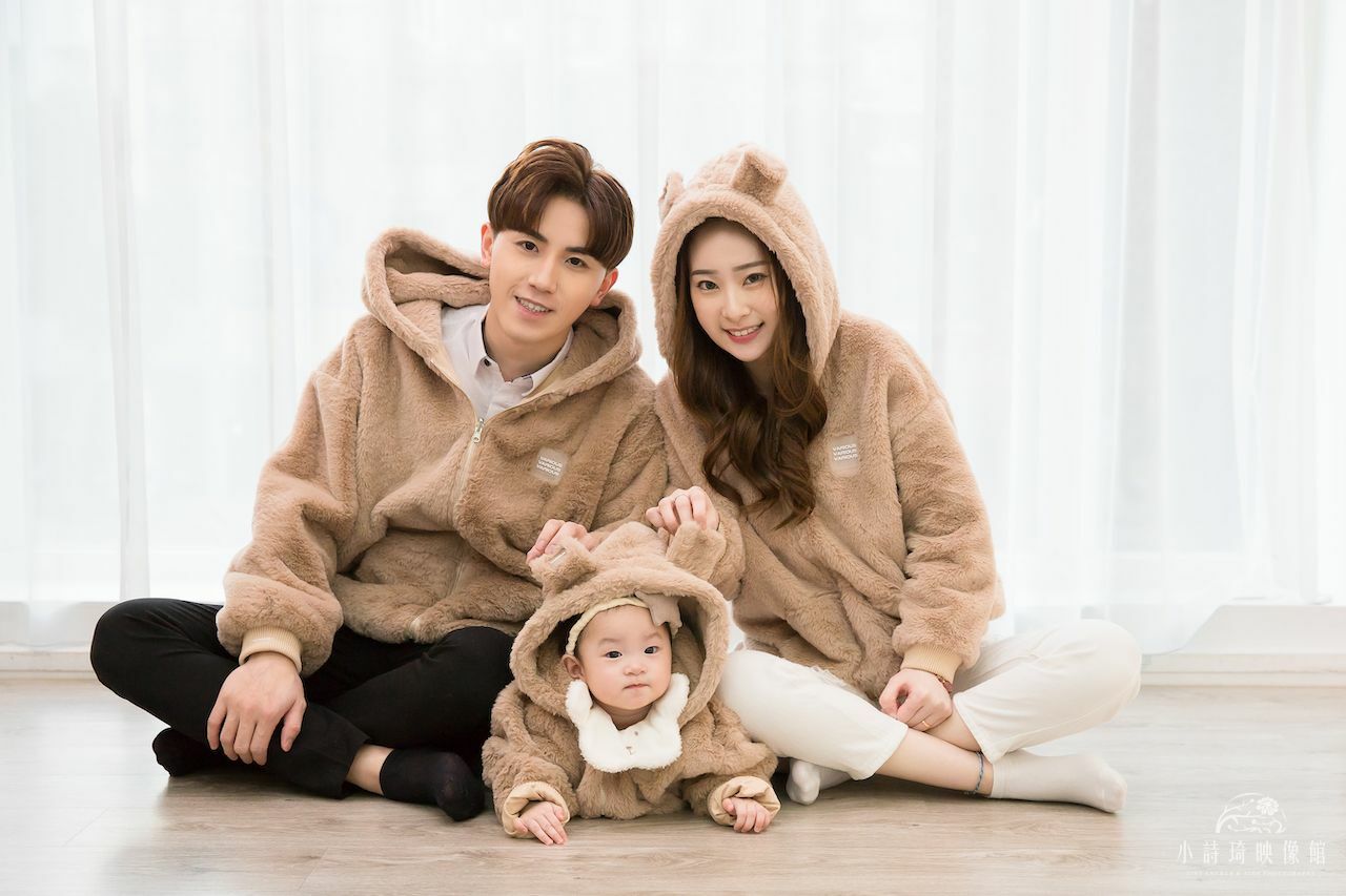 同系列全家福服裝