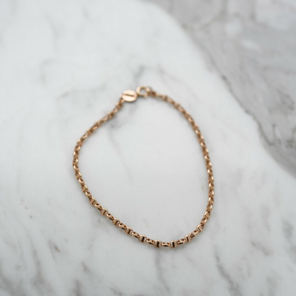 18K PigNose Plain Gold Bracelet