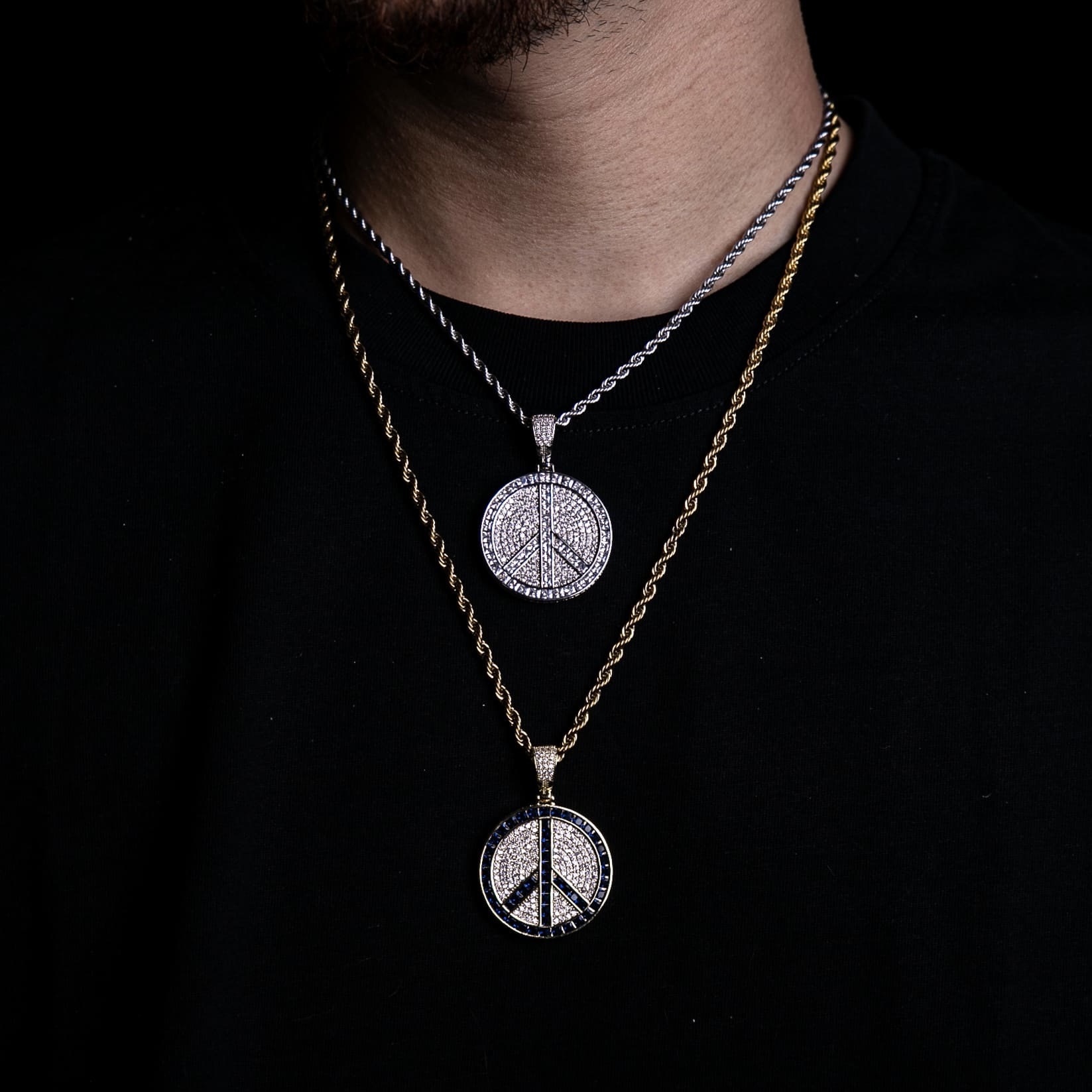 滿鑲和平標誌墜飾