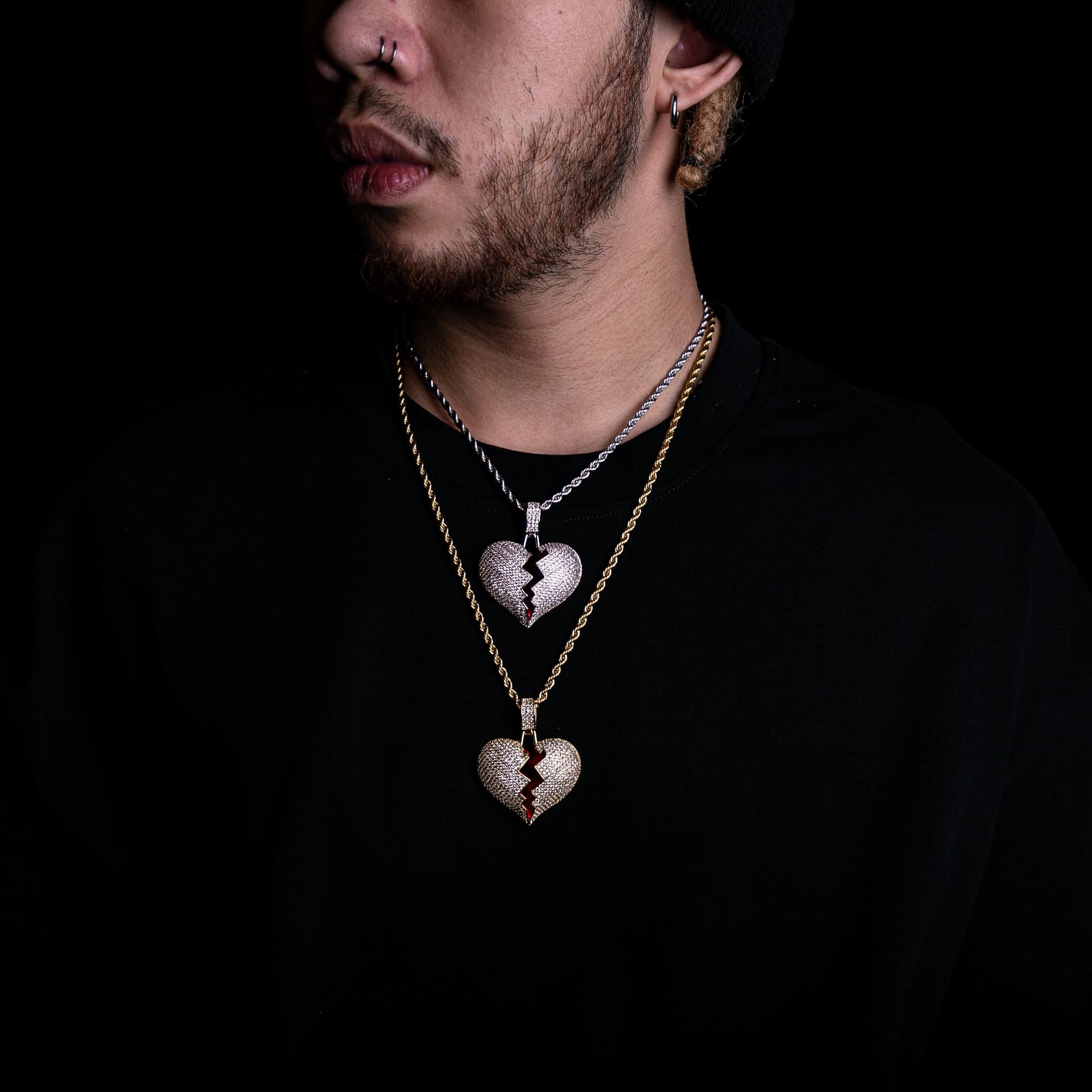 滿鑲心碎造型墜飾