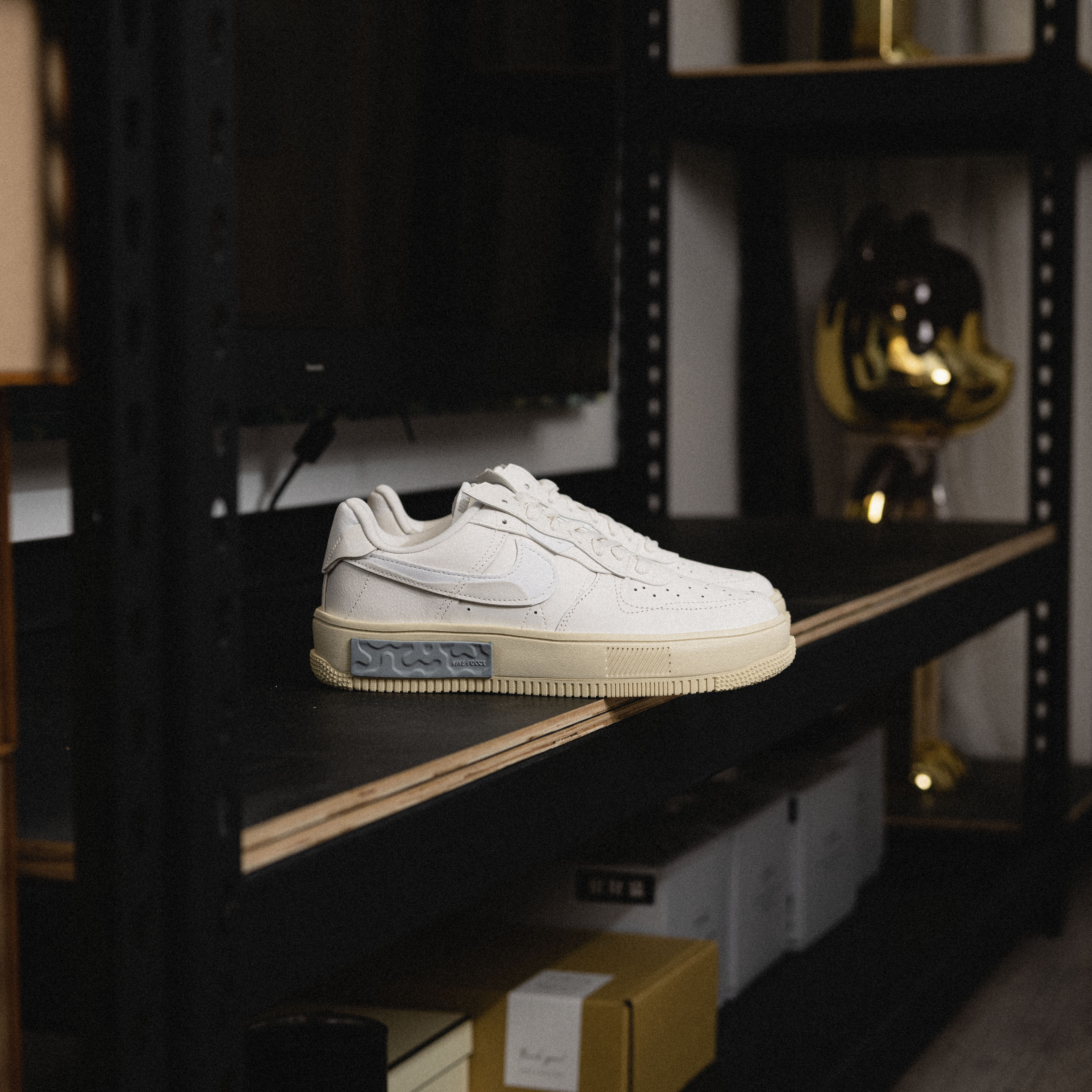 -(E1b)-W AIR FORCE 1 FONTANKA 拼接 奶油厚底 刺繡三勾-DH1290 002