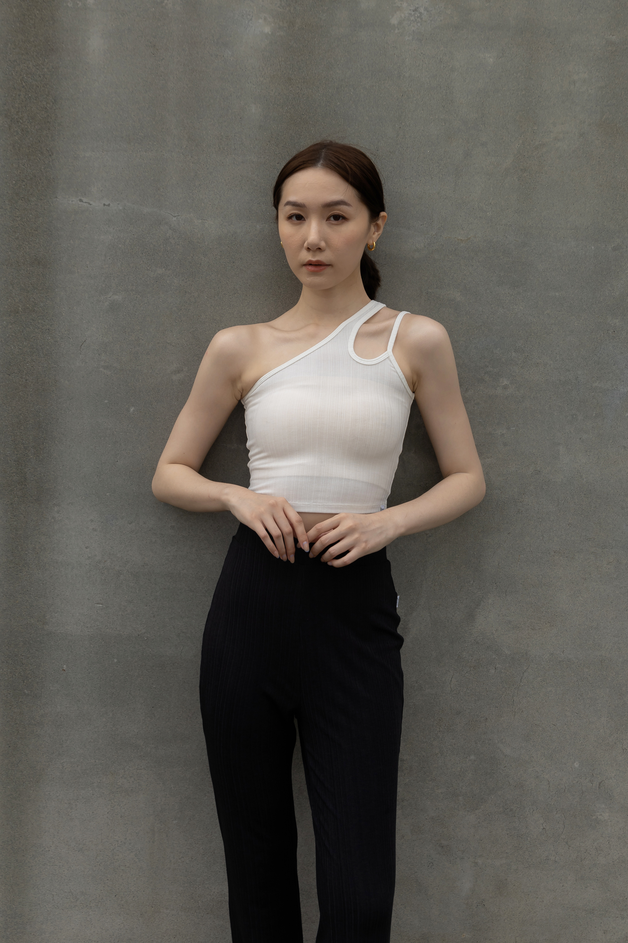 不對稱斜肩背心- 白