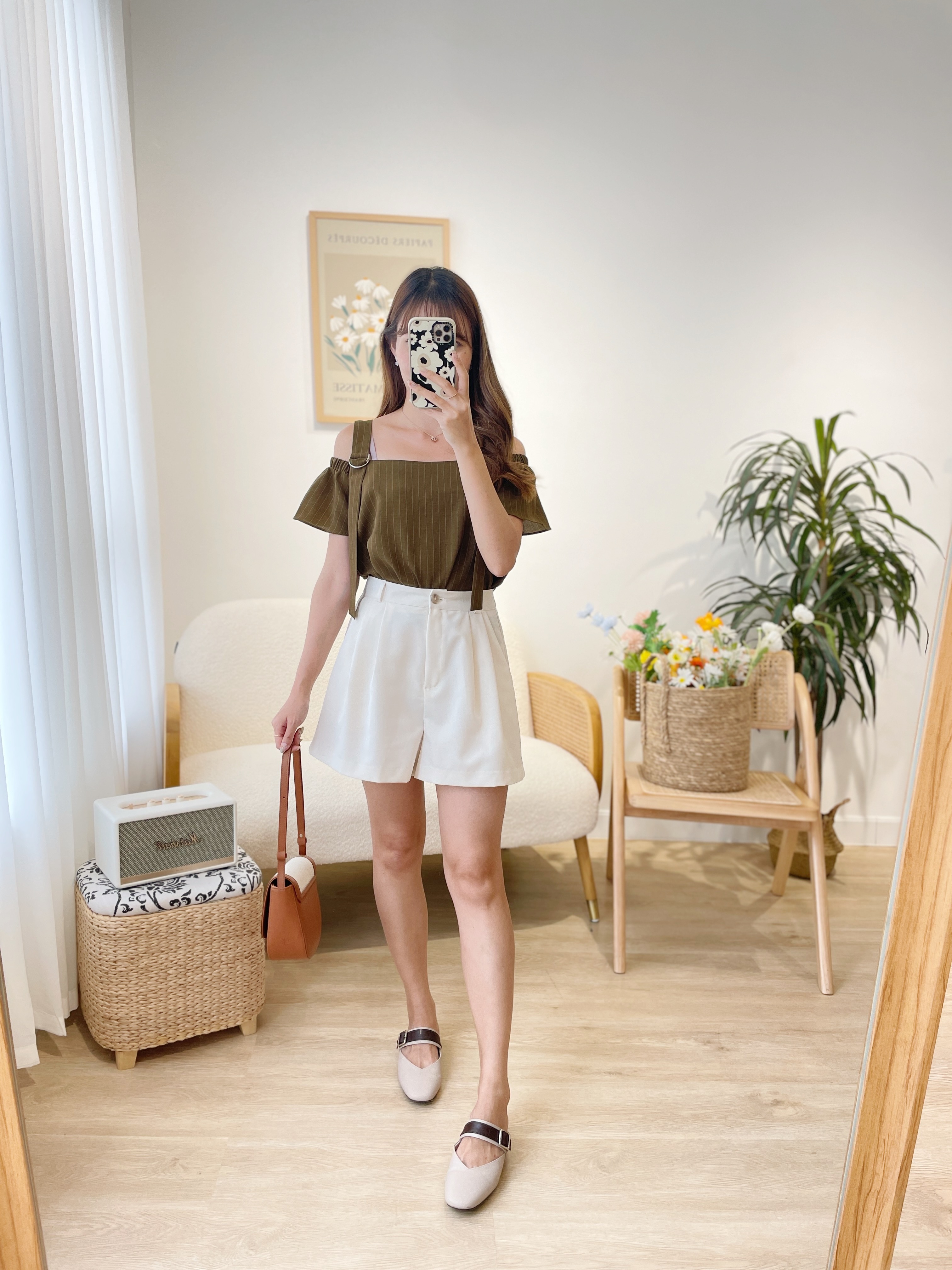 T700 Sandstone Off Blouse