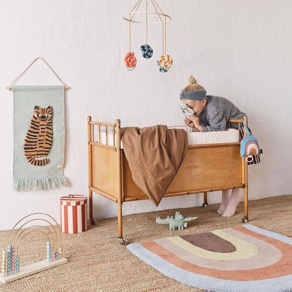 好萩家居|丹麥OYOY-造型手工羊毛地毯-彩虹系列,生動絢麗,充滿童趣。