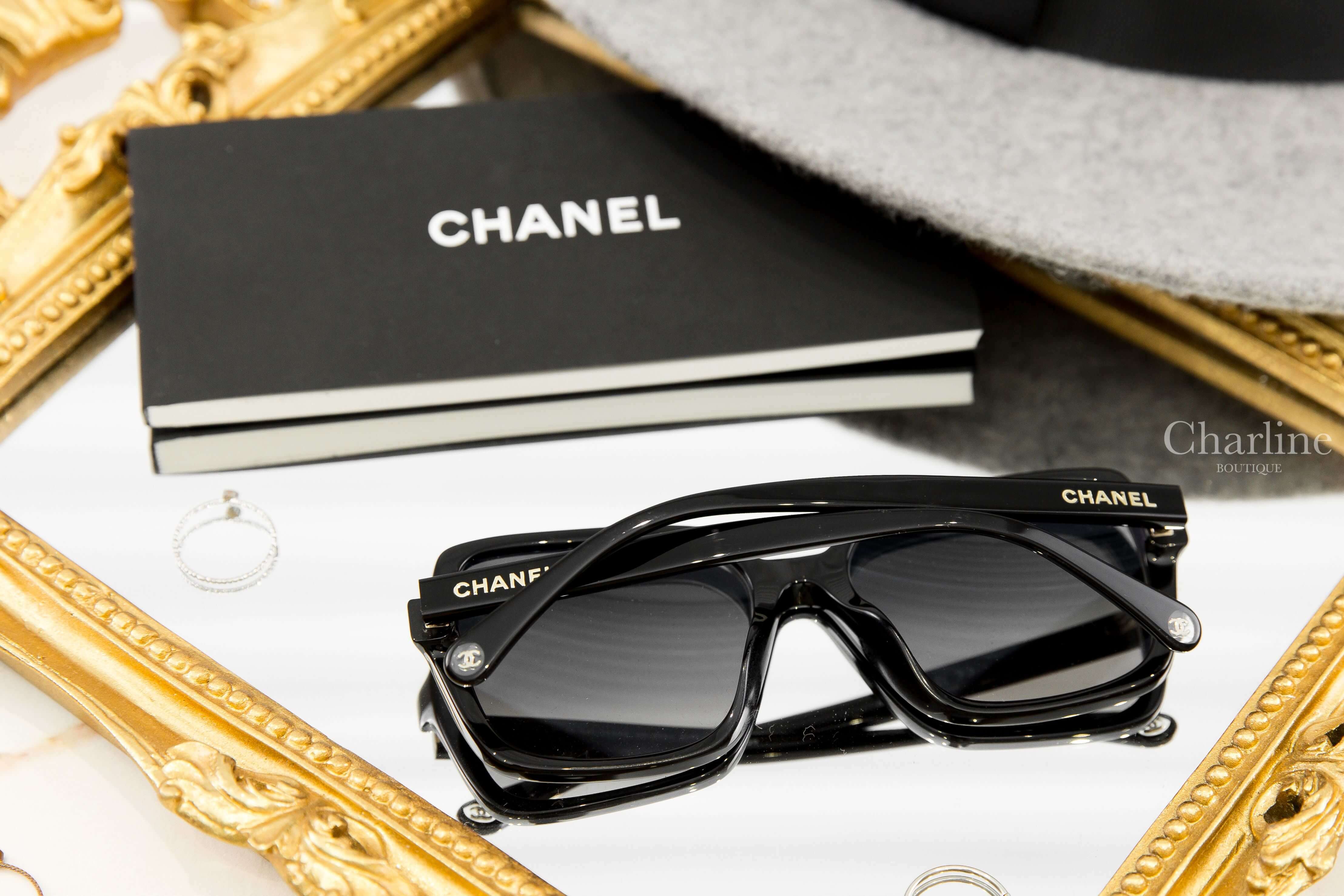 Chanel Square Sunglasses 黑色方框灰色鏡片側邊金字Chanel/CC太陽眼鏡-Charline Boutique 精品代購