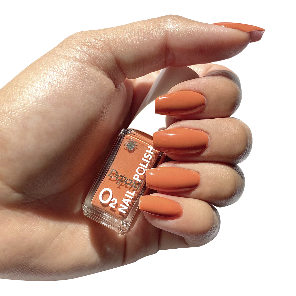 O2 甲油 636 偏橘南瓜色 (不透明)