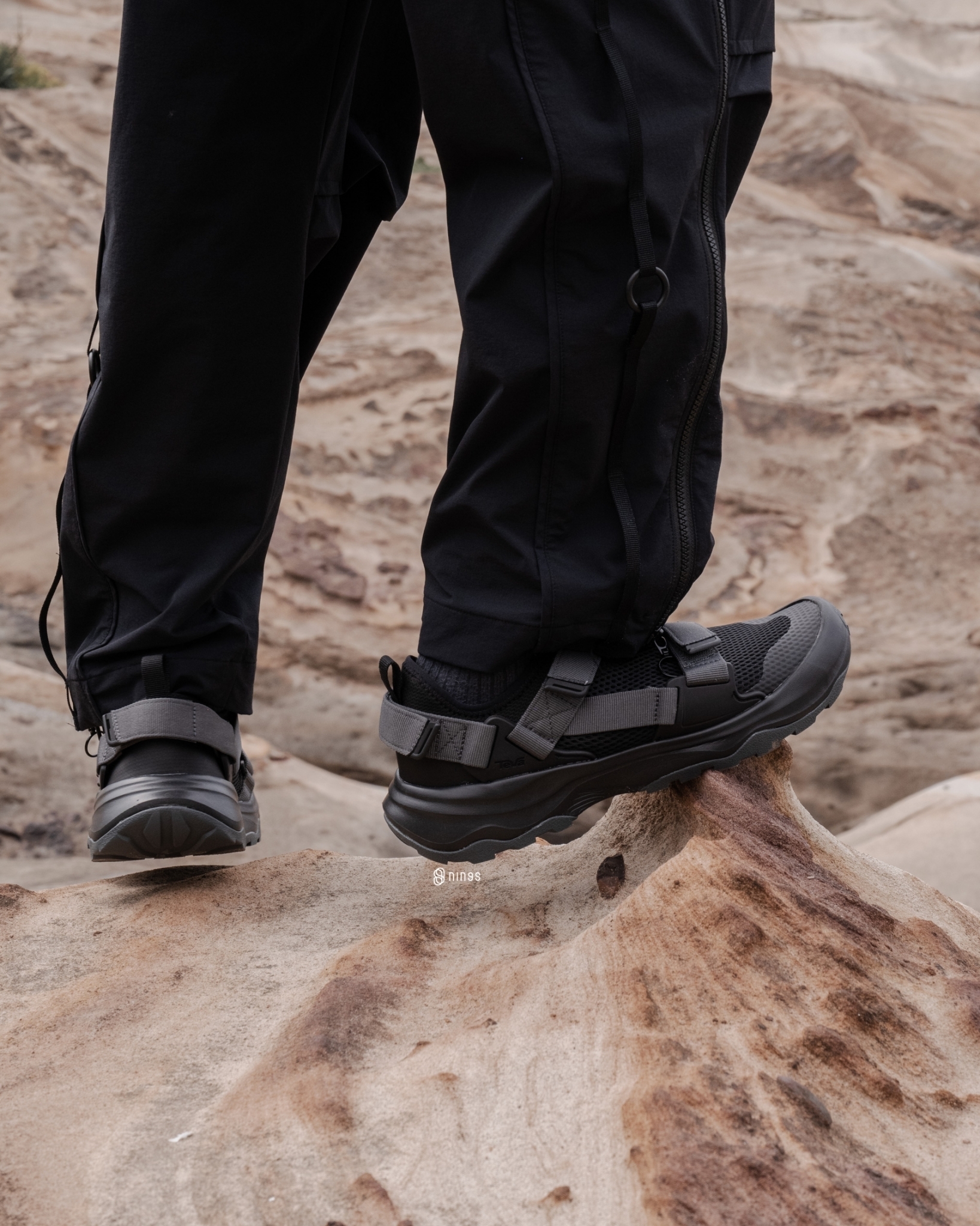 【現貨】TEVA OUTFIOW UNIVERSAL 護趾水鞋 黑色 男款 1136311-BLK