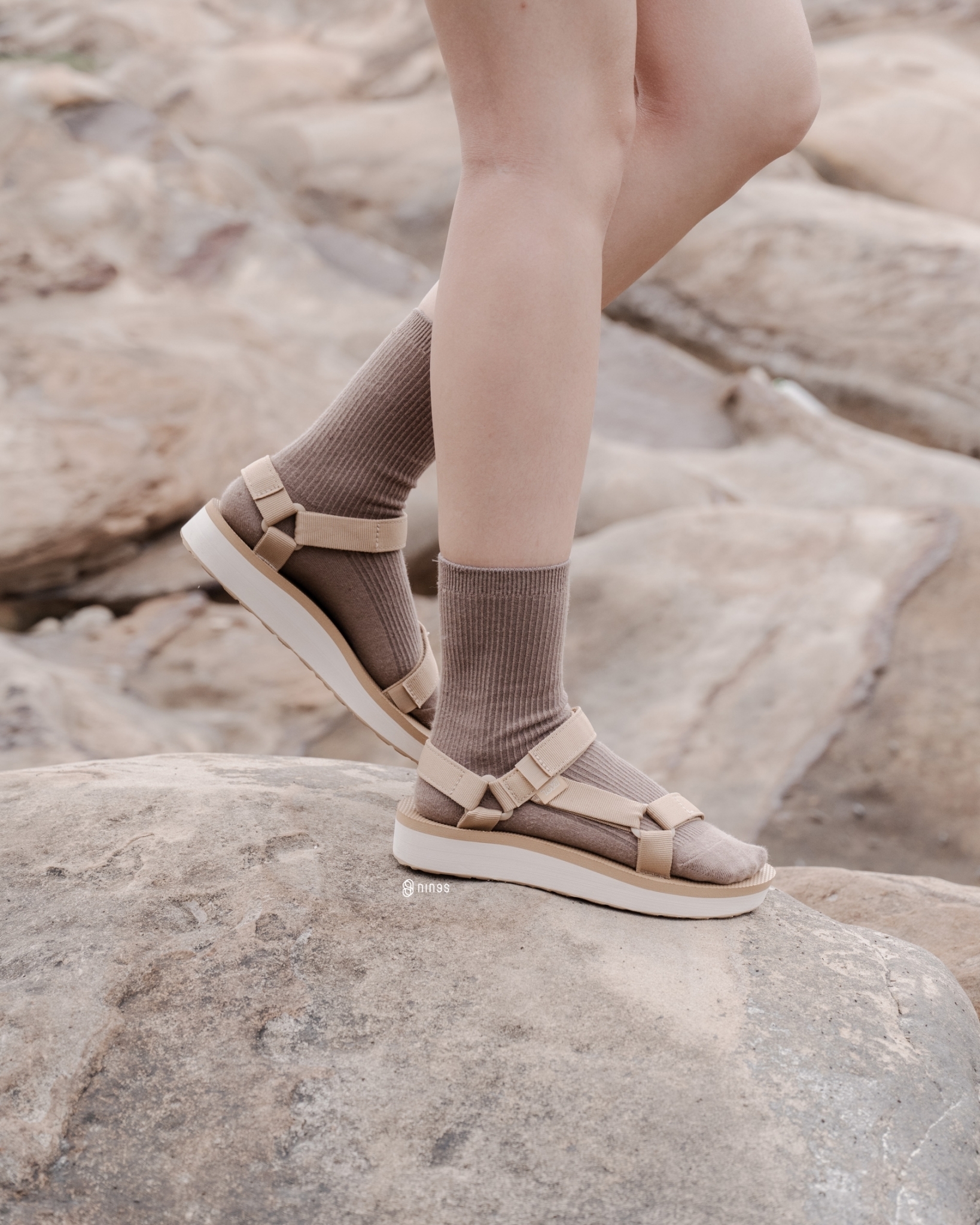 【現貨】TEVA MIDFORM UNIVERSAL LRK 燕麥牛奶 涼鞋 1090969-LRK