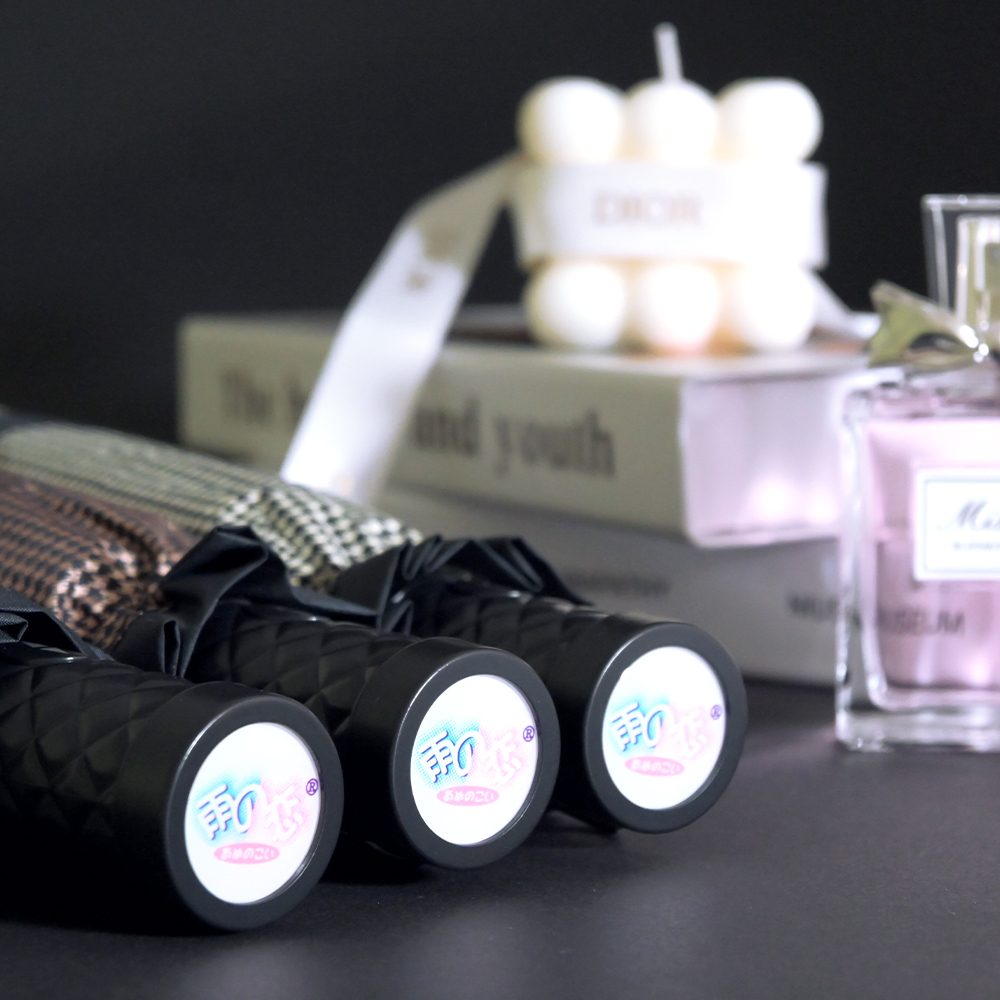 雨之情降溫10℃珍珠奈米自動傘千鳥格6色,雨傘,菱形格紋握把,高貴優雅設計,一鍵自動收傘,輕巧好推收,雨傘推薦,雨傘介紹,防曬,抗熱,順甩雨滴,彈性抗風,保養服務,超降溫,雨傘材質,隔離,無暇肌