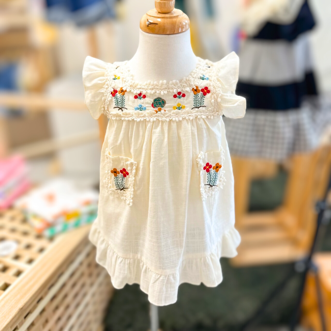 米白花花刺繡-夏季短袖/背心/飛袖 連身裙(80-130)