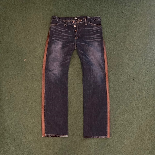 SOPHNET SIDE LEATHER DAMAGED JEANS (REGULAR FIT) - SIZE 32 IN STOCK NOW (現貨發售中)