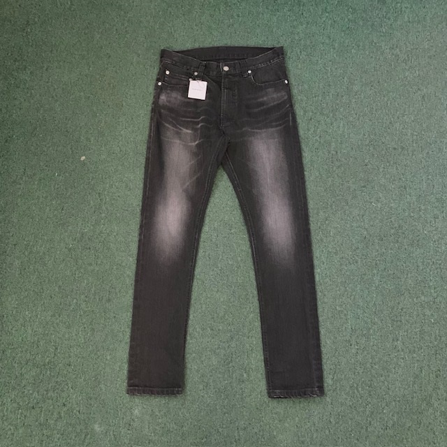 ON SALE 70% OFF : SOPHNET VERY SKINNY DENIM PANTS - BLACK SIZE M = W30 IN STOCK NOW (現貨發售中)