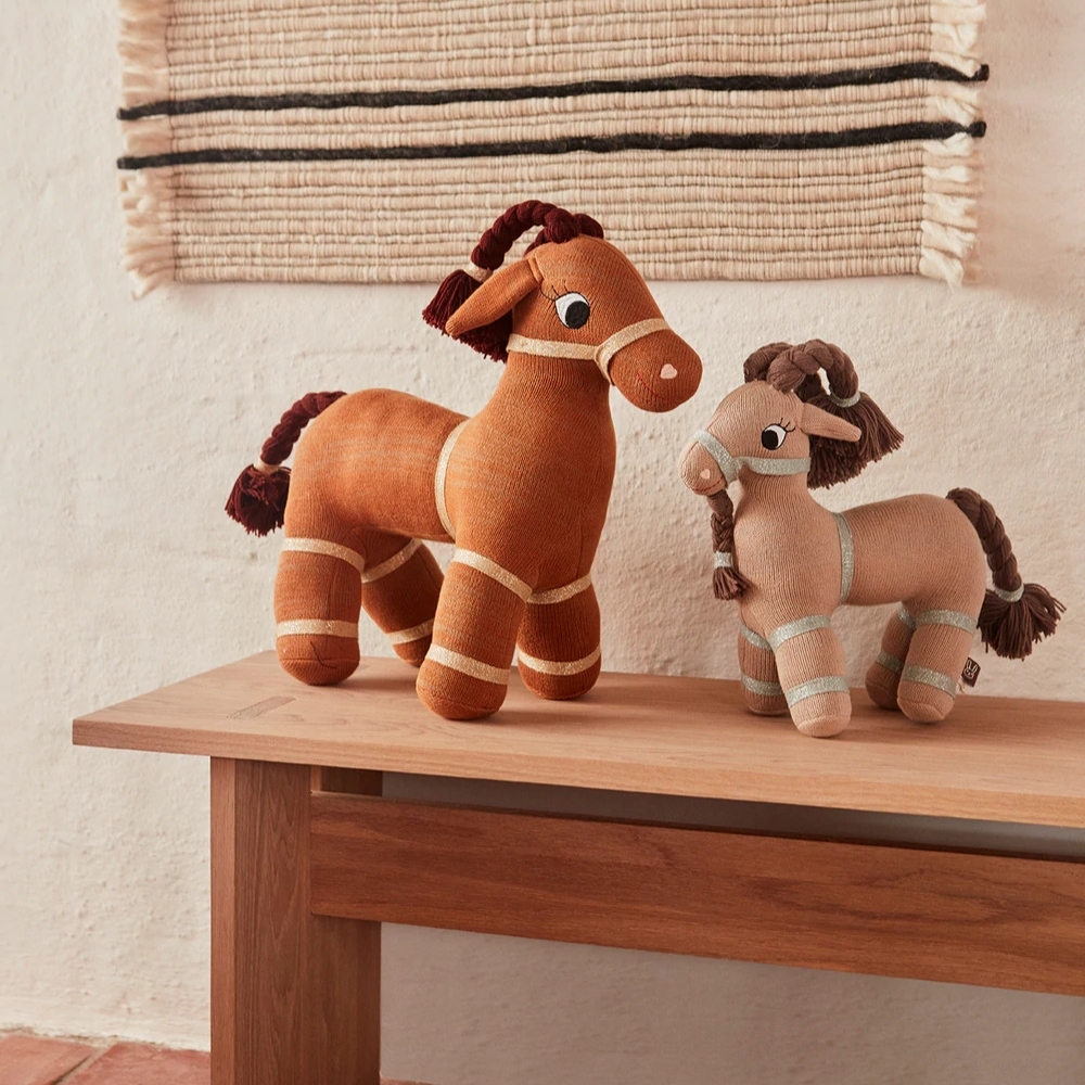 OYOY 造型抱枕 / 多菲小羊