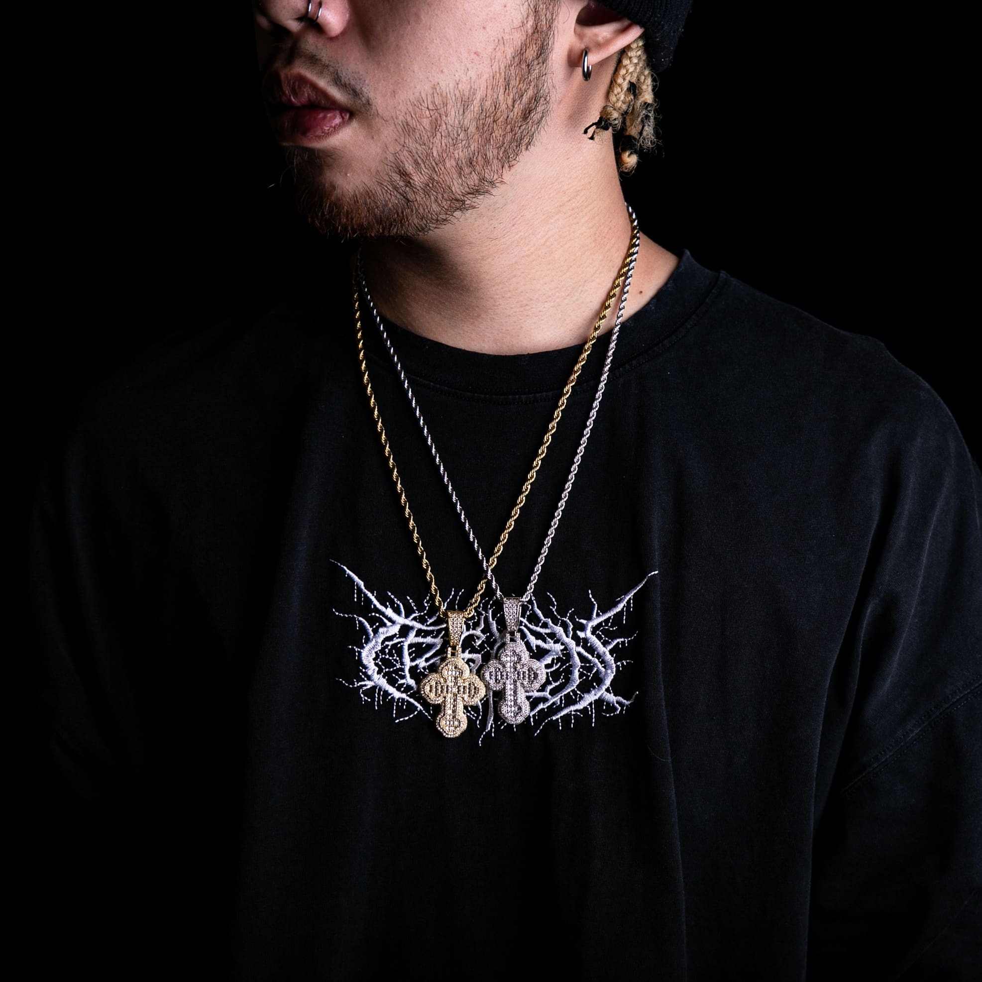 T方混鑲雙層皇家十字架墜飾