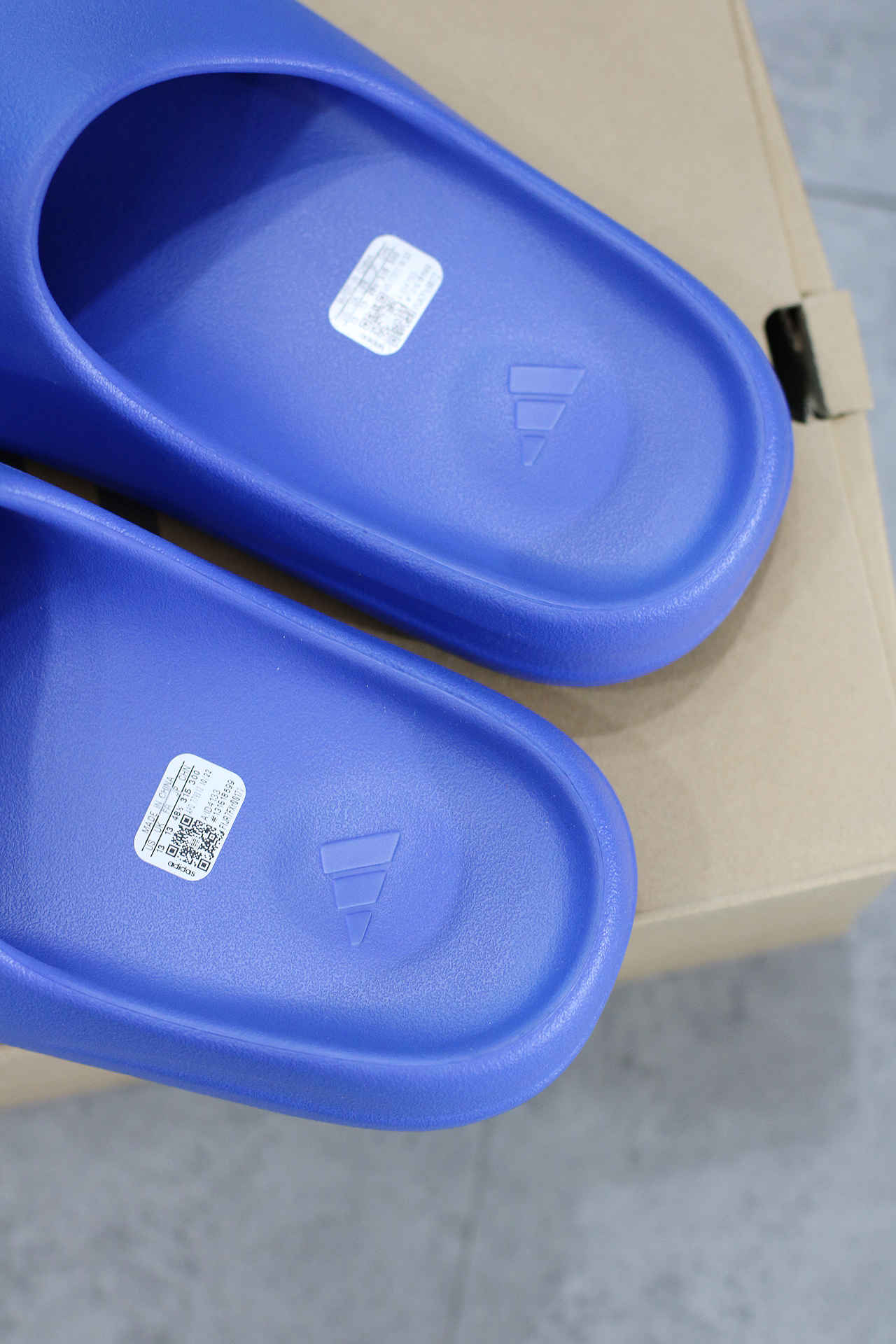 adidas Yeezy Slide Azure blue ID4133