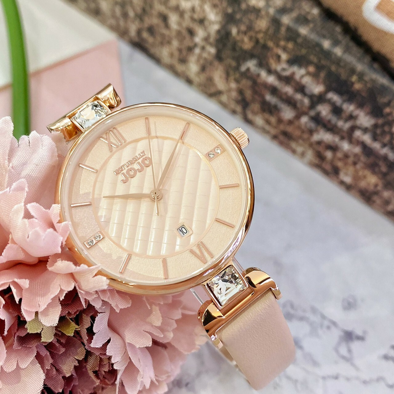 【NATURALLY JOJO】時尚格紋璀璨腕錶  JO96972-13R 34mm 現代鐘錶