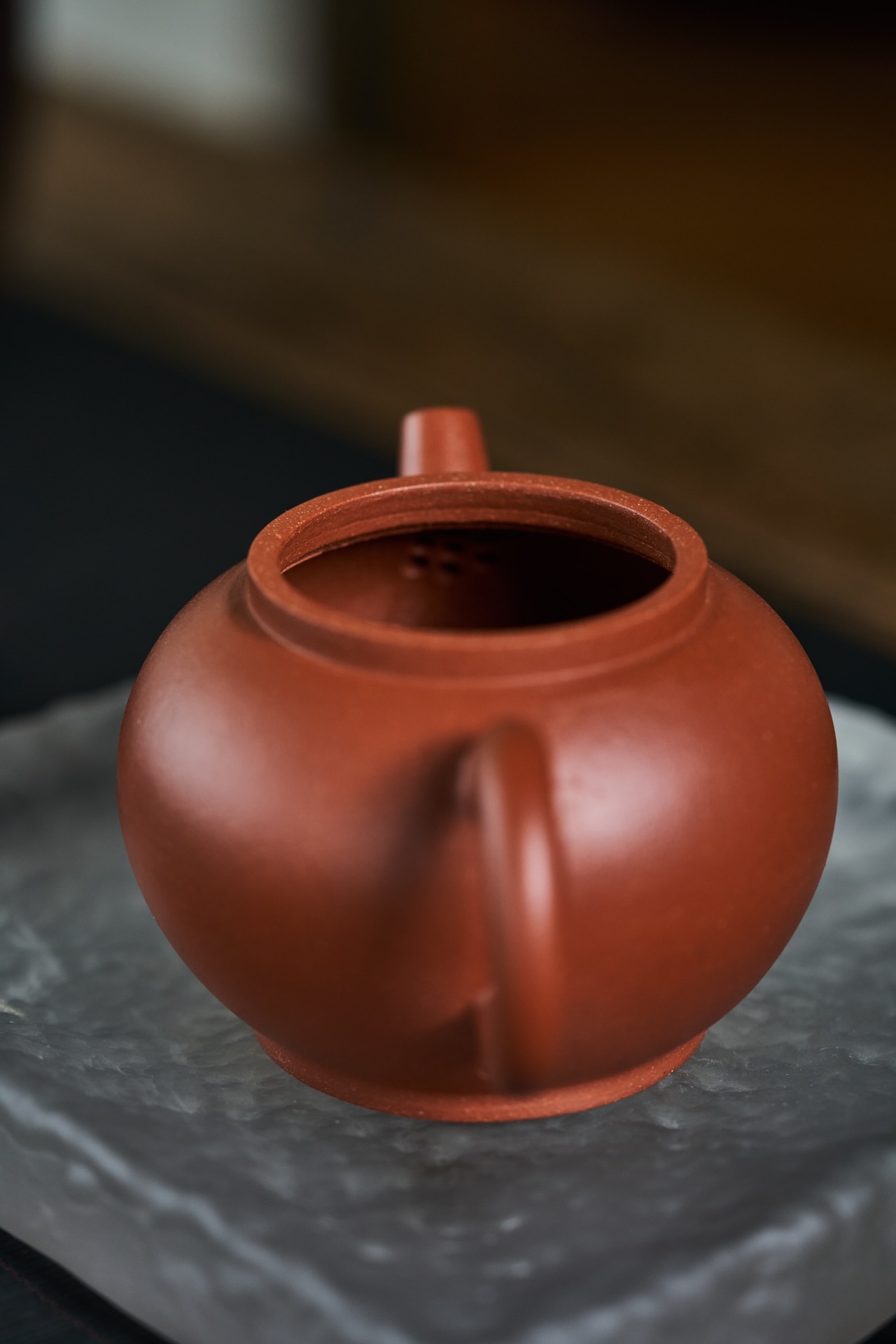 【鼓圓】-- 整器簡約大器，線條流暢雅緻，經久耐看