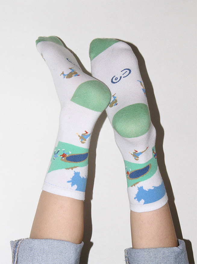 [Empty Cones] Run around Jiaming Lake Casual Socks