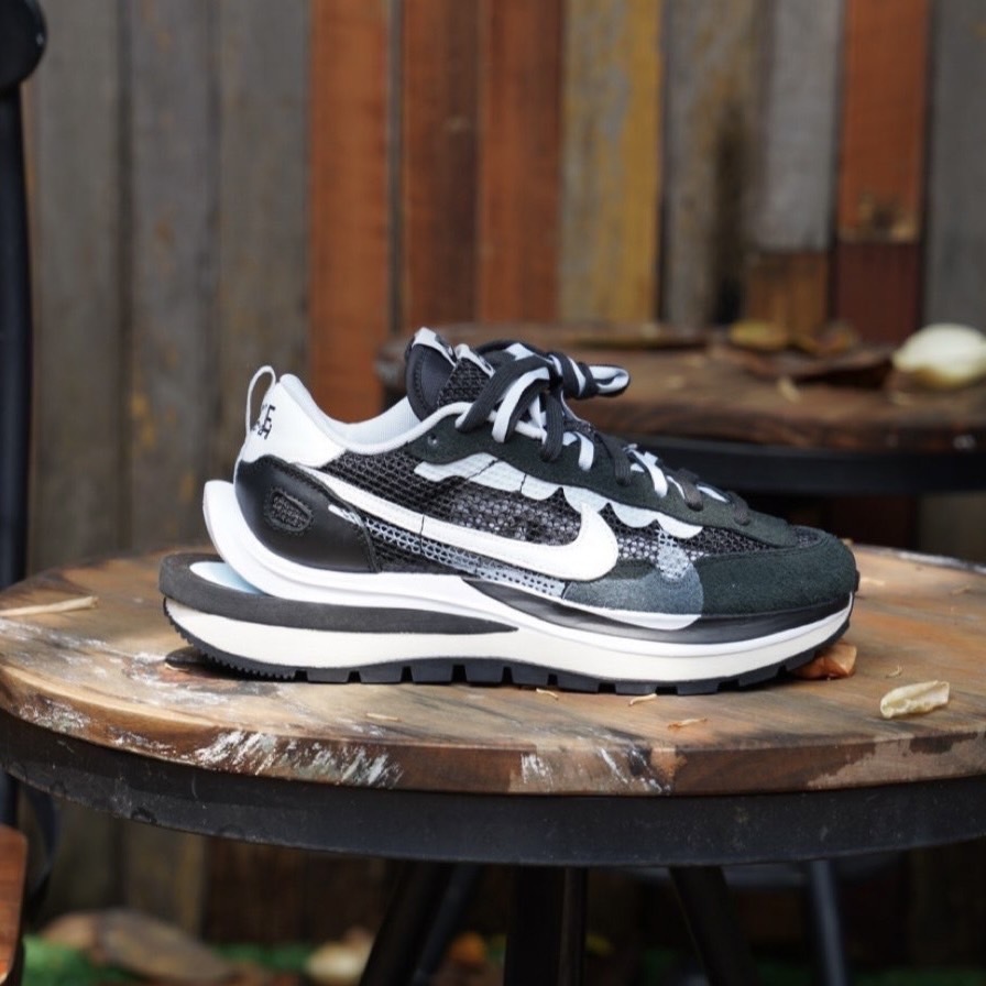 Nike VaporWaffle x Sacai 黑白 聯名 雙勾 解構 男女鞋