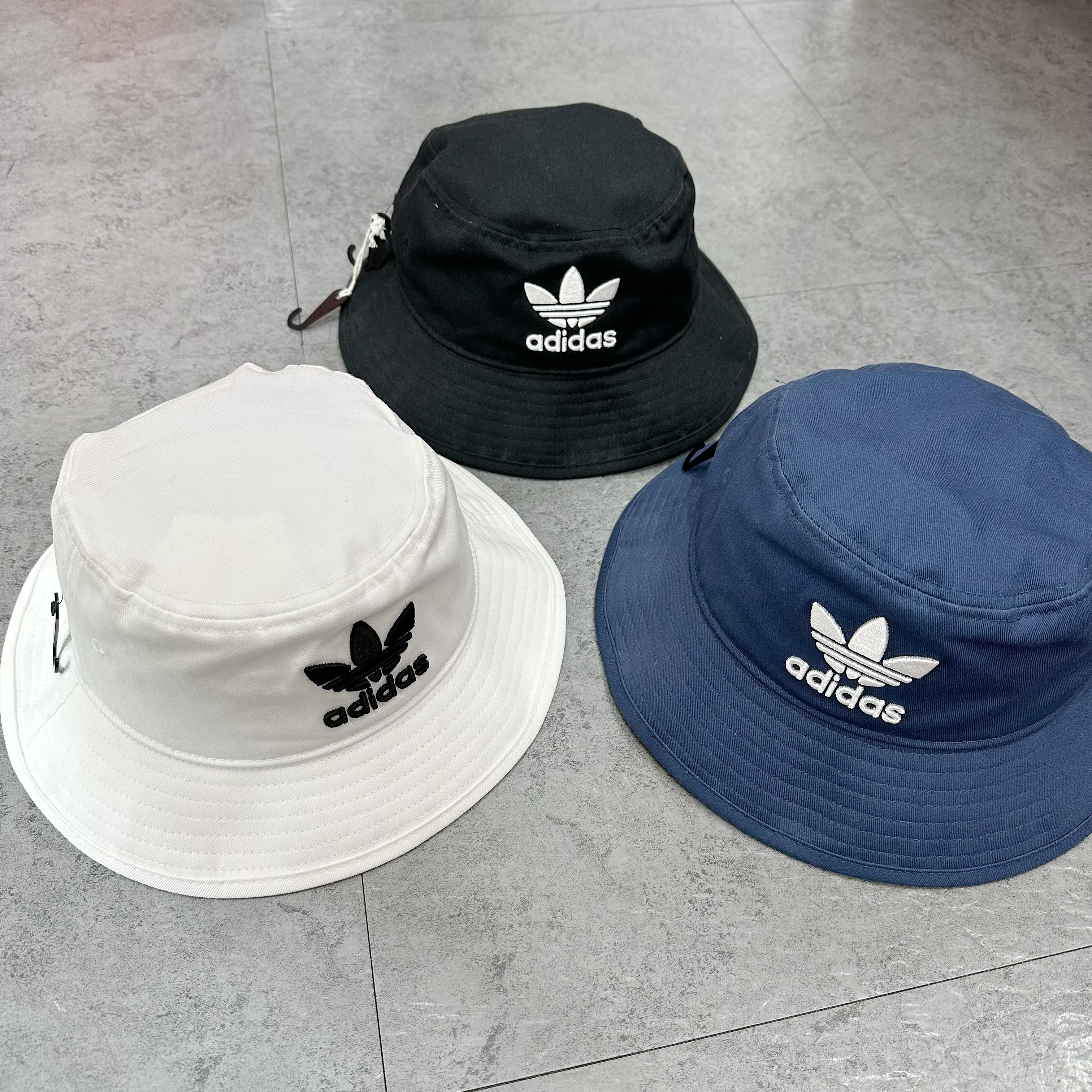 Adidas originals bucket hat 漁夫帽 三色