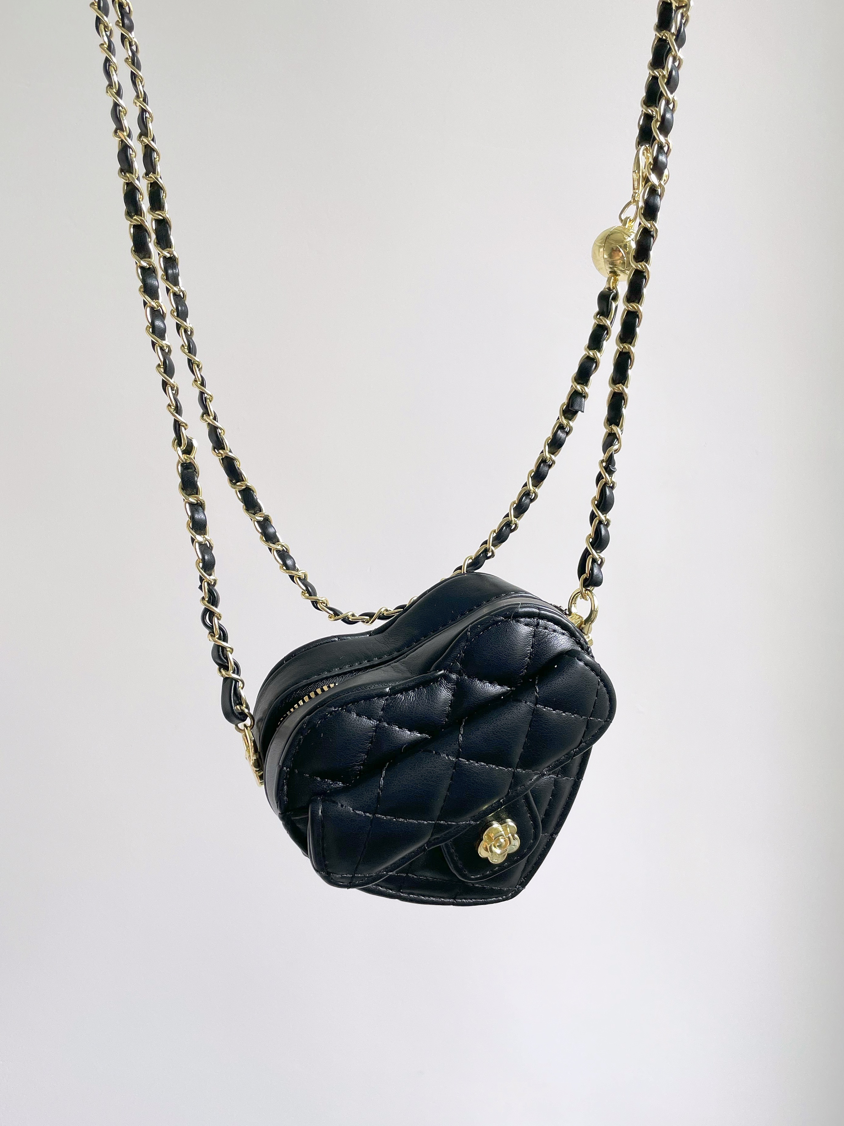 韓國連線-愛心菱格金球包