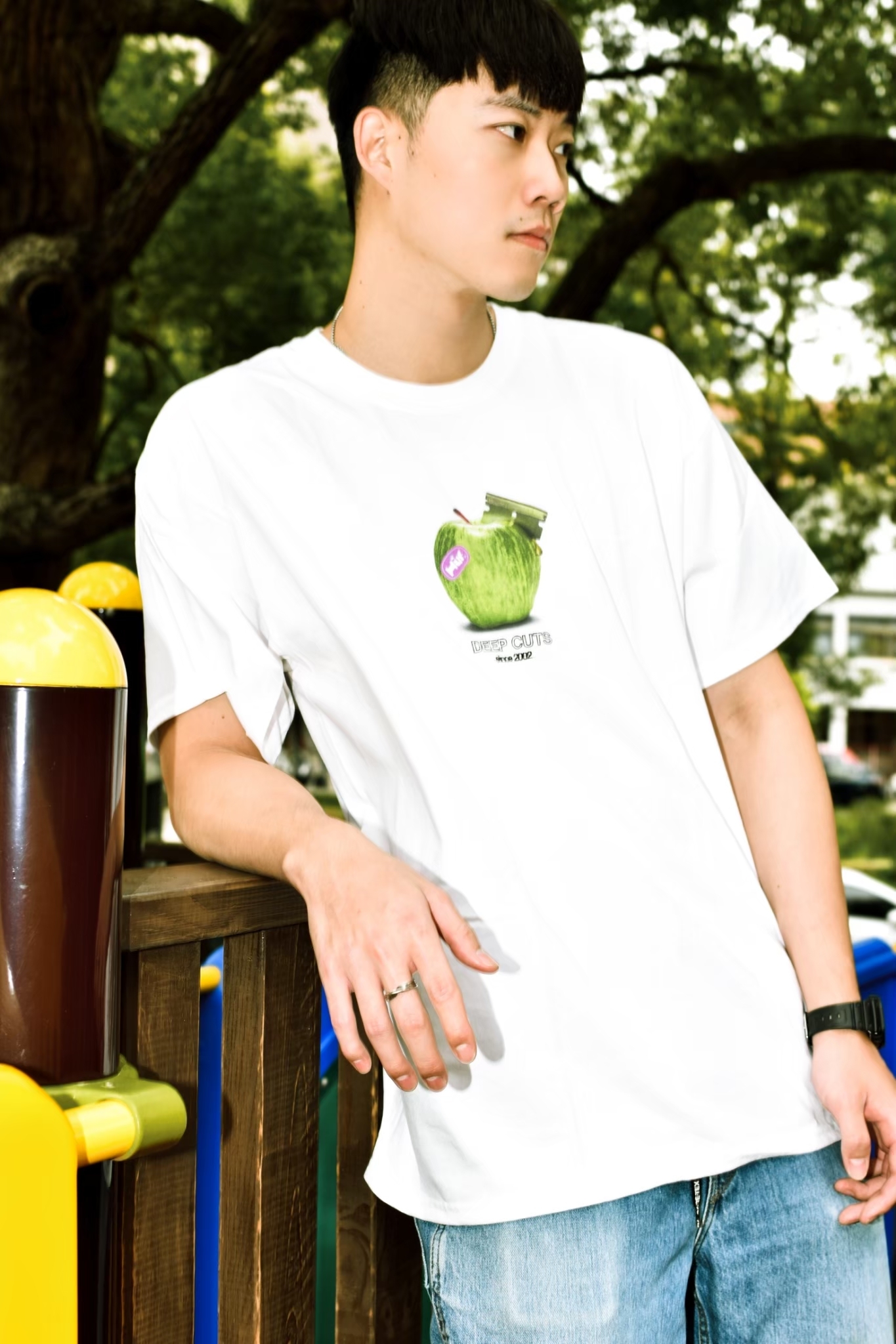 ☆ETW☆【EASY TO WEAR】HUF DEEP CUTS S/S TEE 黑 白 蘋果 短袖 T恤 短T 現貨