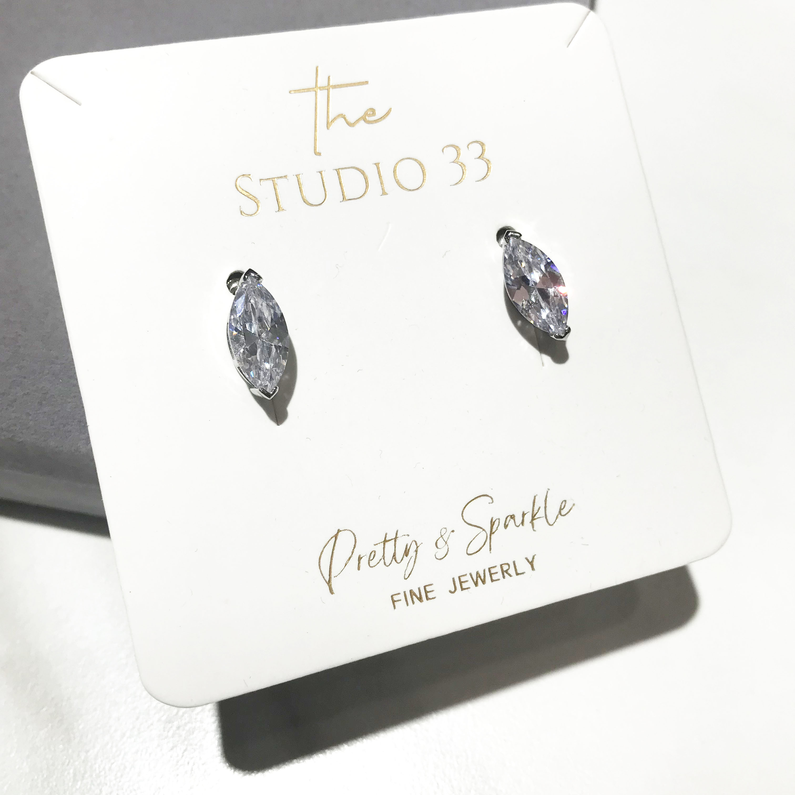 時尚簡約閃亮耳環