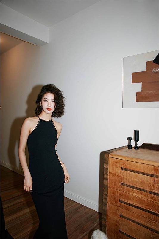 小香風鏈條滾邊造型削肩長洋裝 (Elegant & Love)