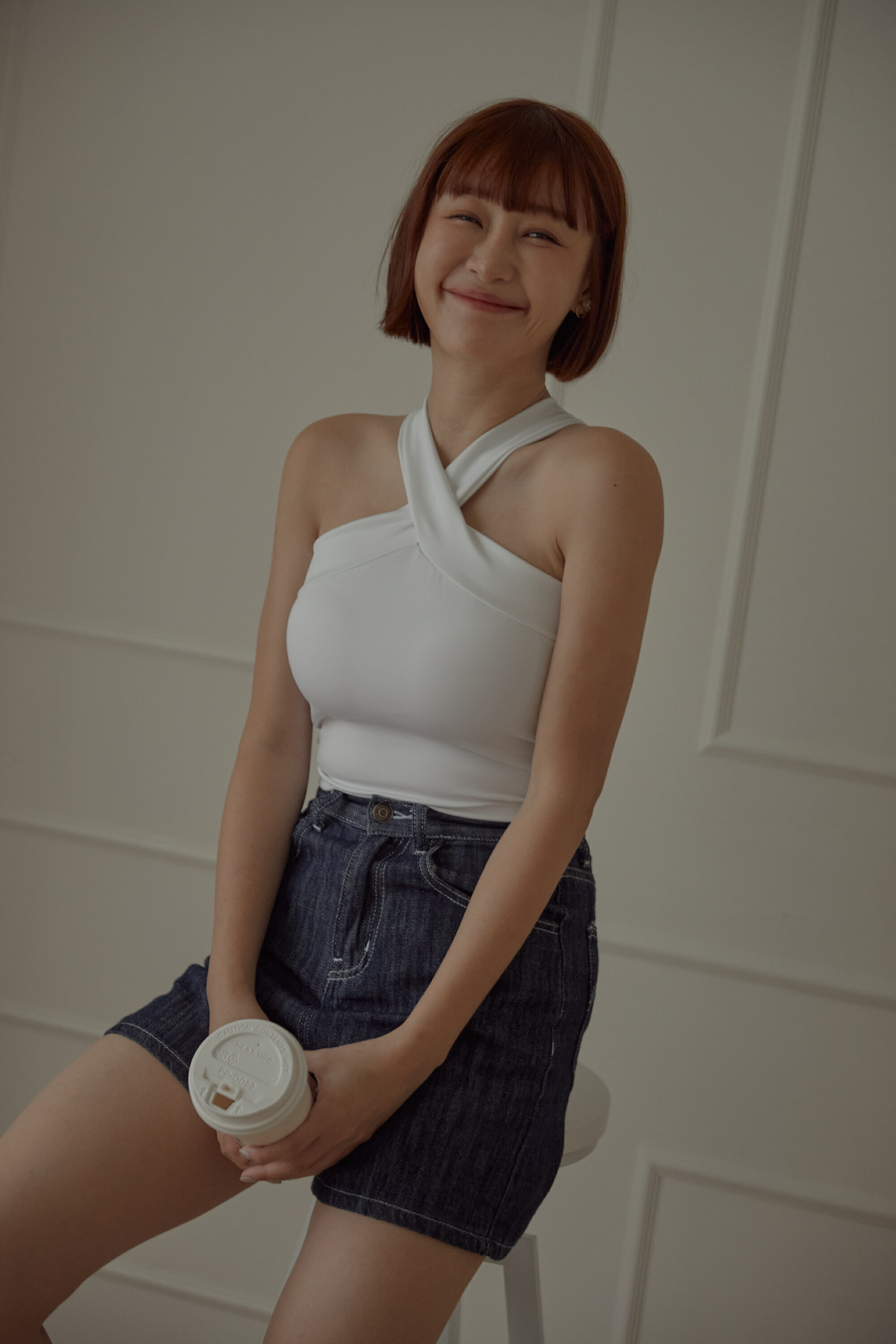 『最後現貨』guten allure/內衣掰掰!美到窒息寬帶繞頸背心-牛奶白