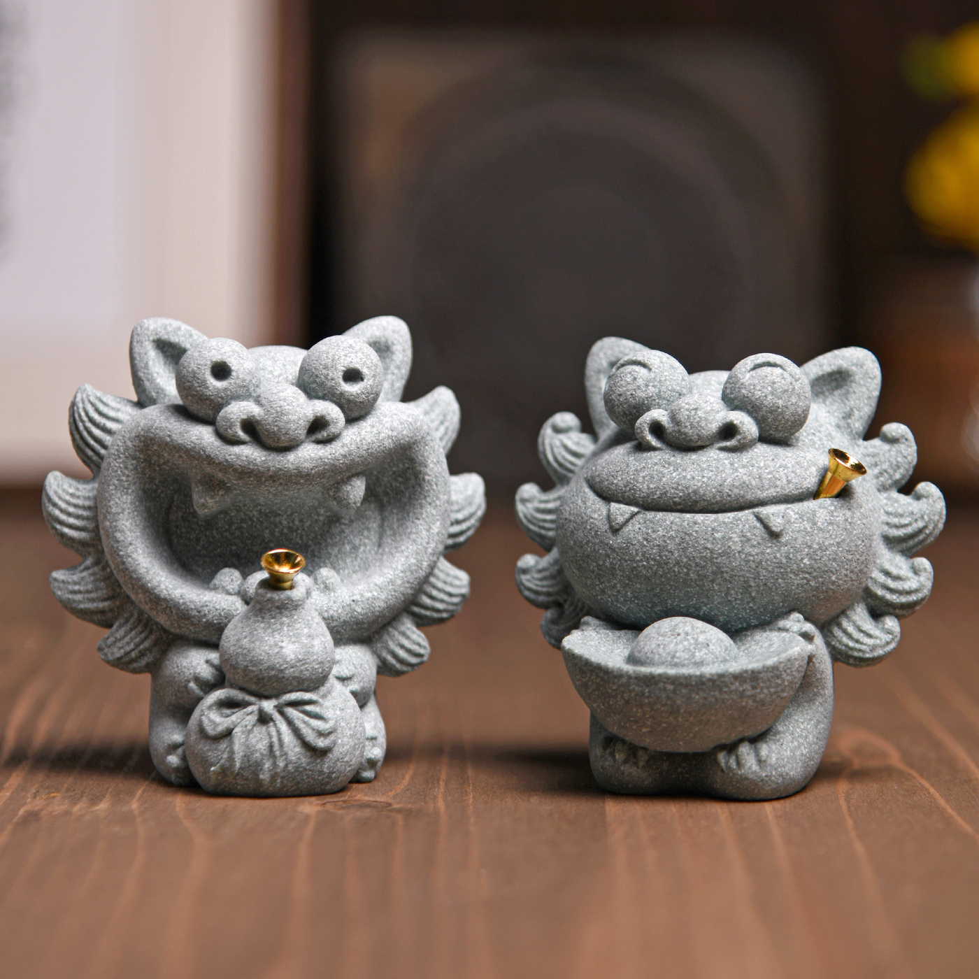 石獣 風獅爺 置物 青砂石 卓上 オブジェ 茶寵 招財 縁起物 かわいい 傳藝工坊- 『招財臨門小小風獅爺』青砂石塑線香插招財小物一對收藏