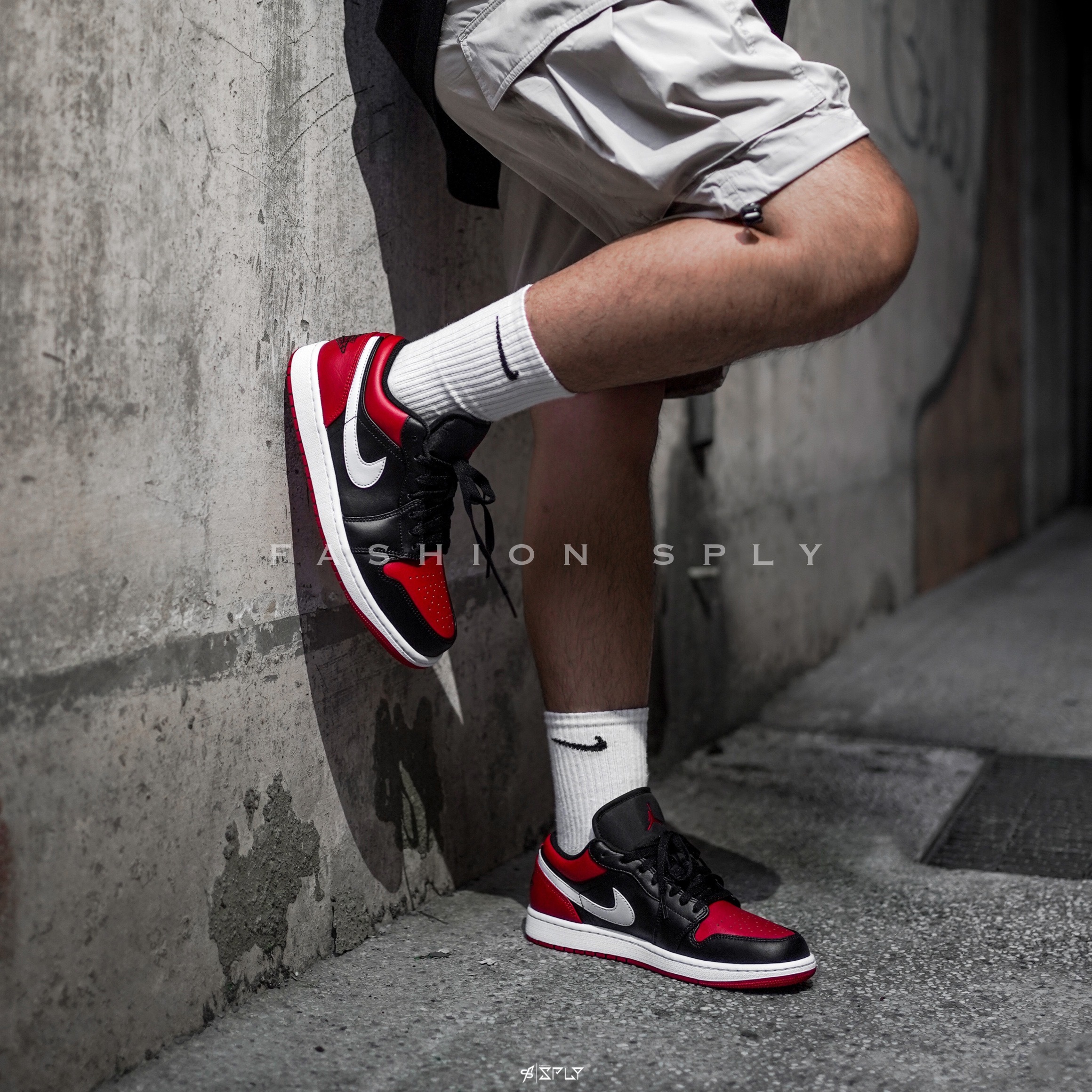 Air Jordan 1 Low Alternate Bred Toe 紅黑腳趾 白勾 553558-066