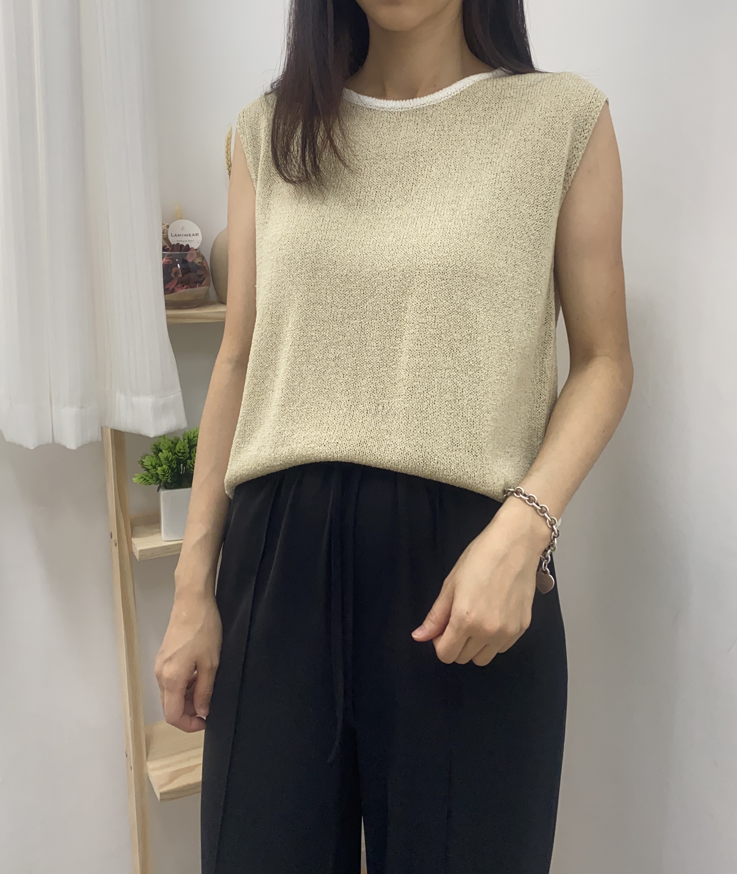 線織幼粒拼邊背心