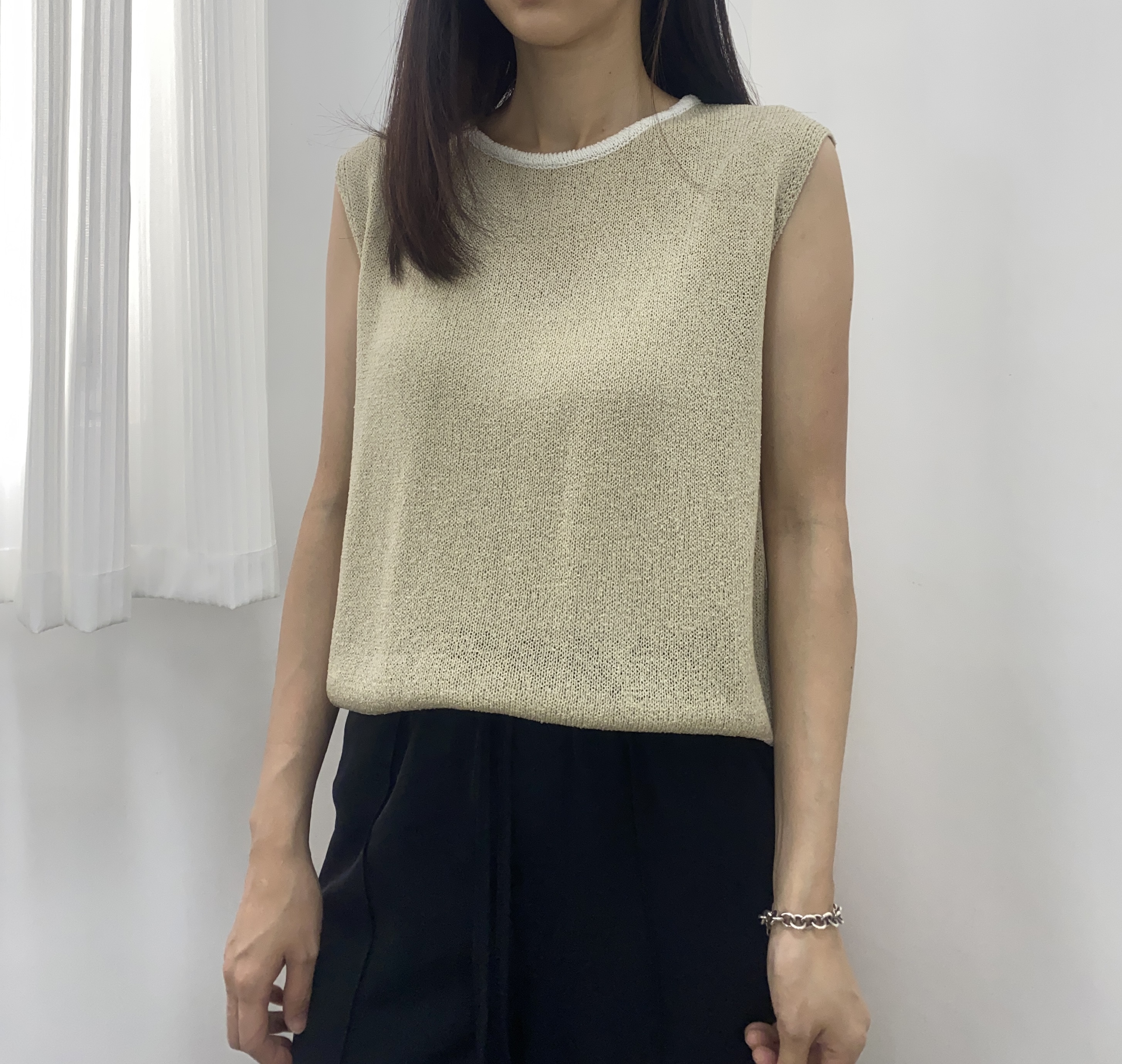 線織幼粒拼邊背心