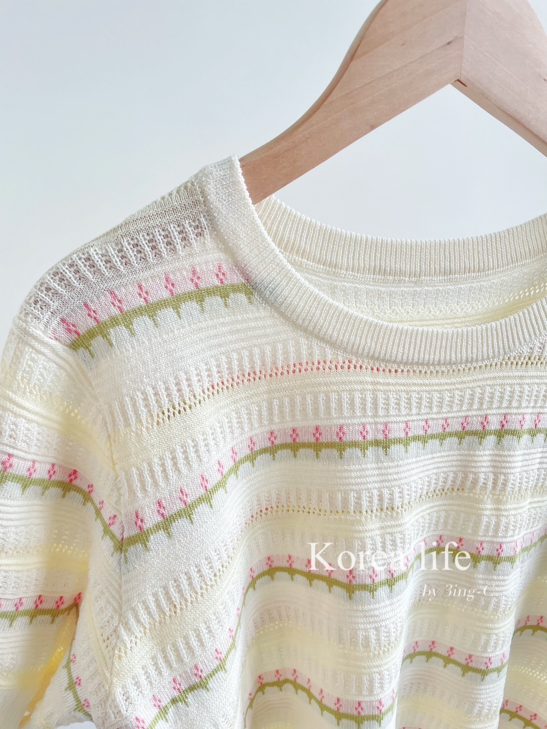 韓國連線-小花花薄針織上衣