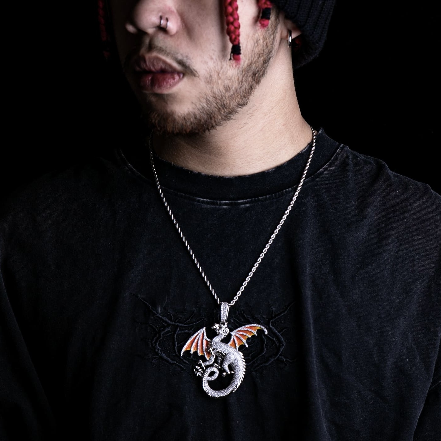 滿鑲珐瑯飛龍墜飾