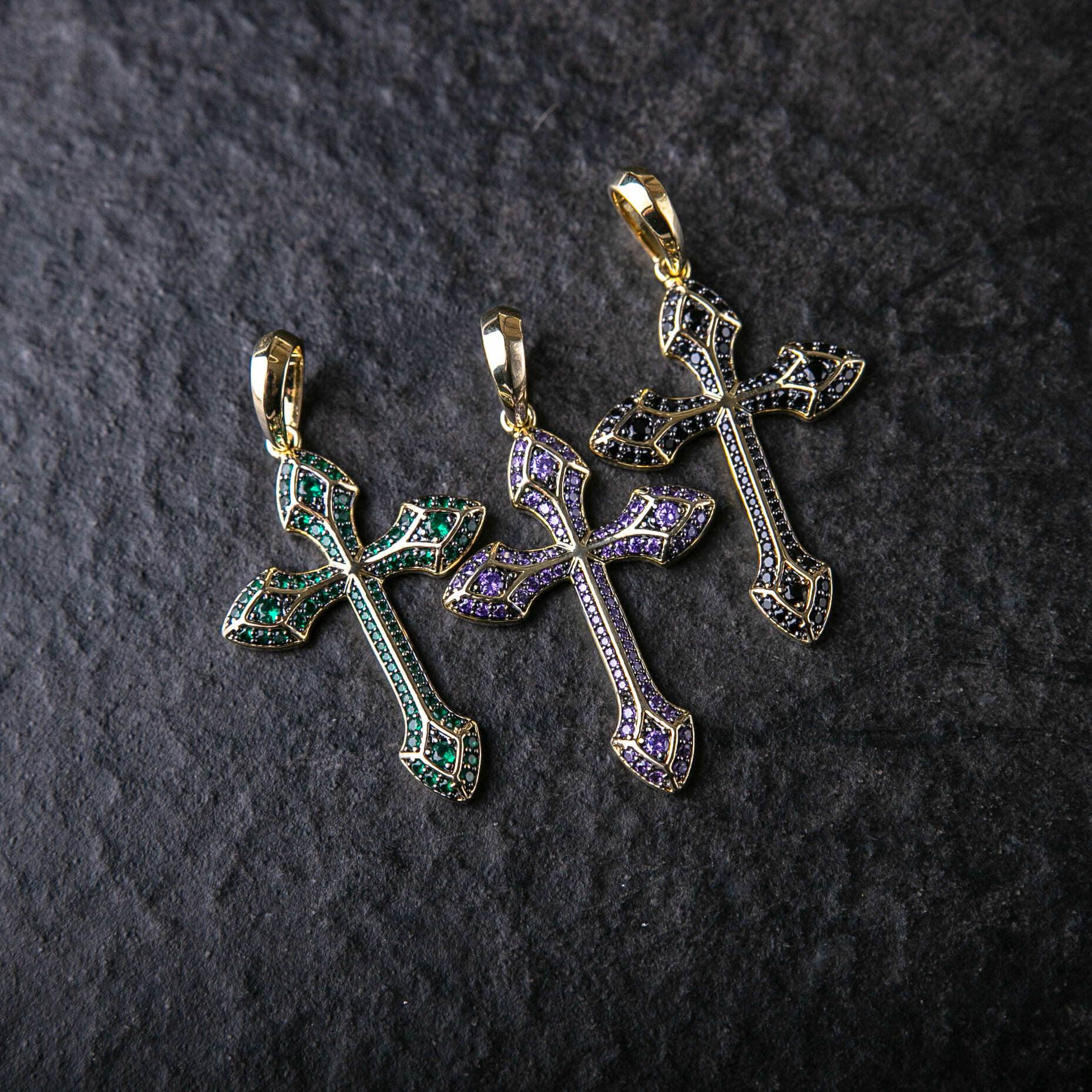 滿鑲多色復古十字架墜飾