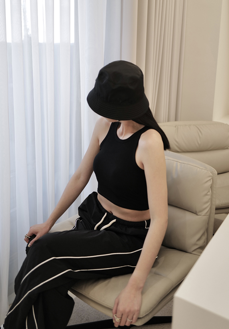 螺紋削肩附胸墊短版背心*4色