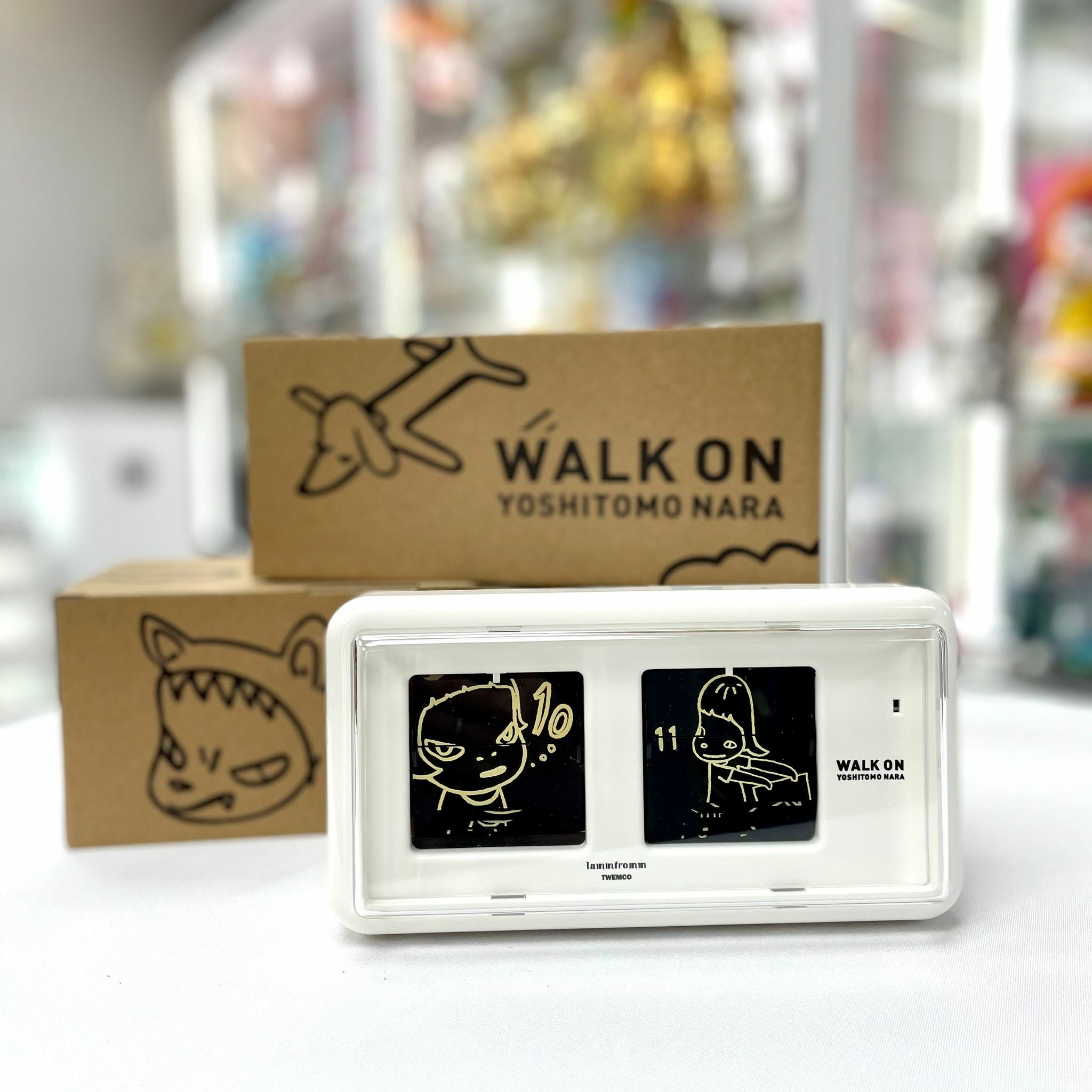 Yoshitomo Nara Patter Clock [WALK ON (White)]