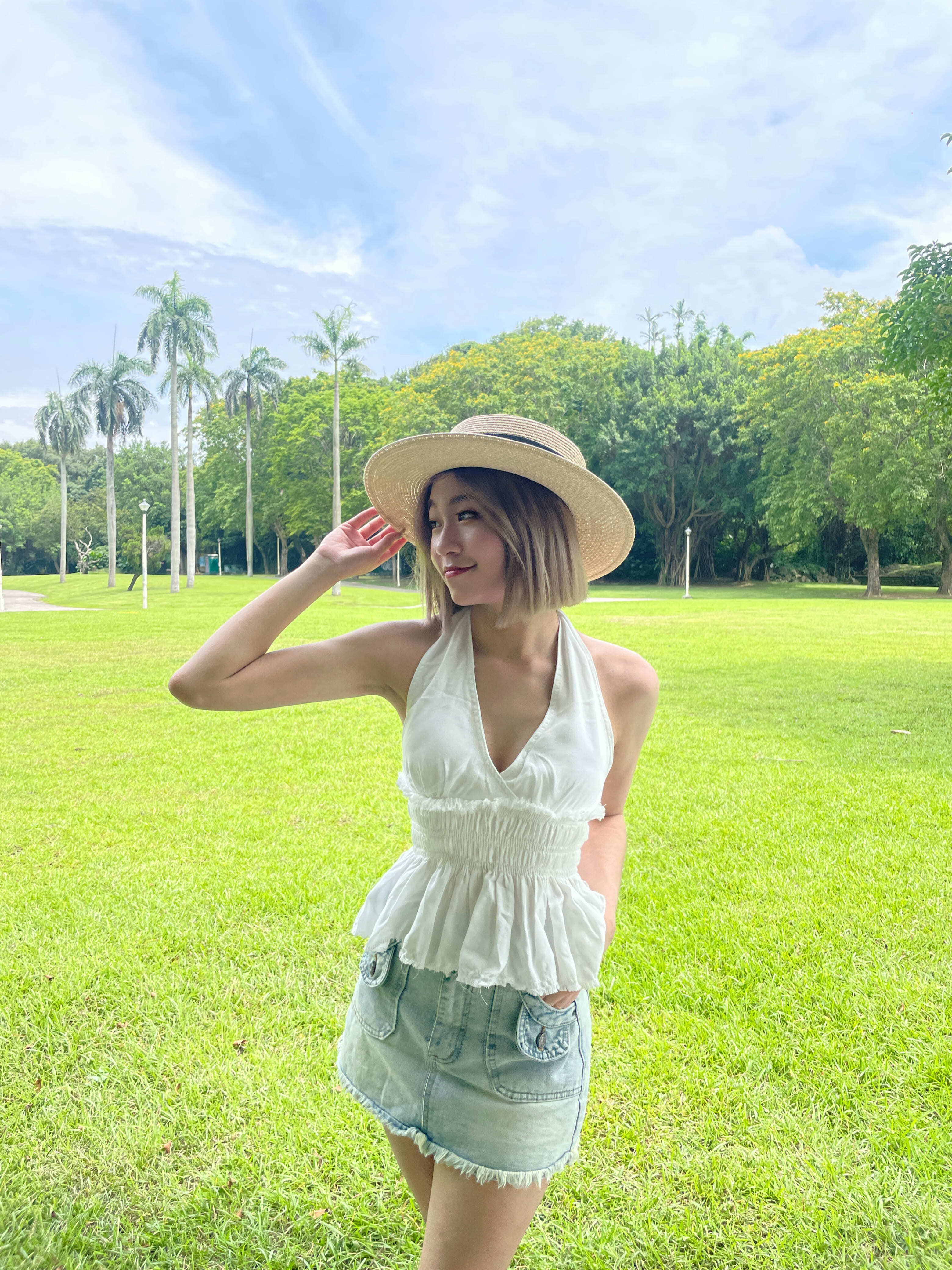 繞脖綁帶傘狀背心